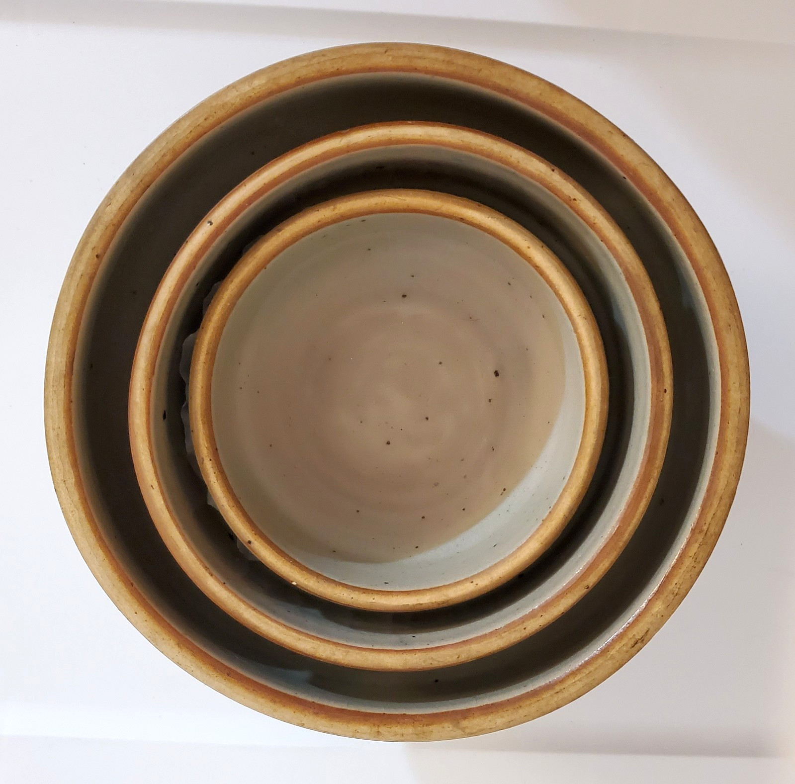 Vintage JERRY BROWN Pottery 3 Nesting Mixing Bowls Hamilton Alabama 10/94