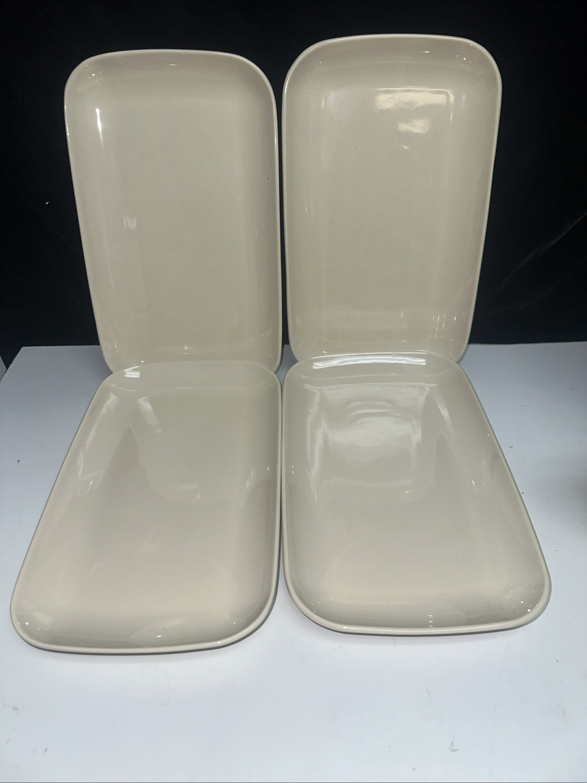 SET of 4– IKEA Dinera Light Cream 11 3/4″ x 7″ Rectangular Dinner Plates 12011
