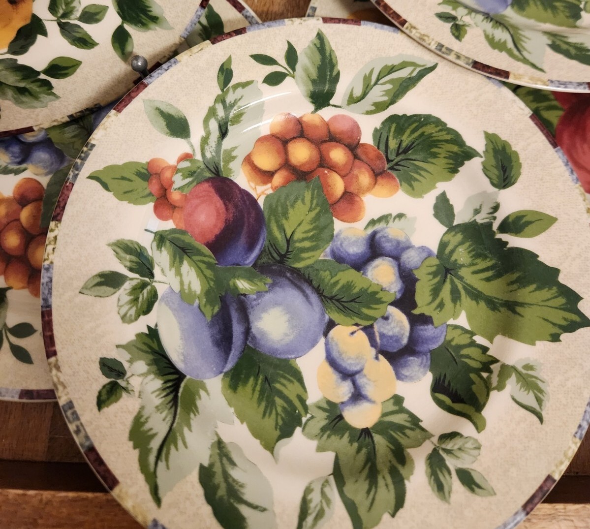 Sakura Sonoma Oneida Excell Stoneware Fruit Pattern 8⅛” Salad Plate Fruit Set/6