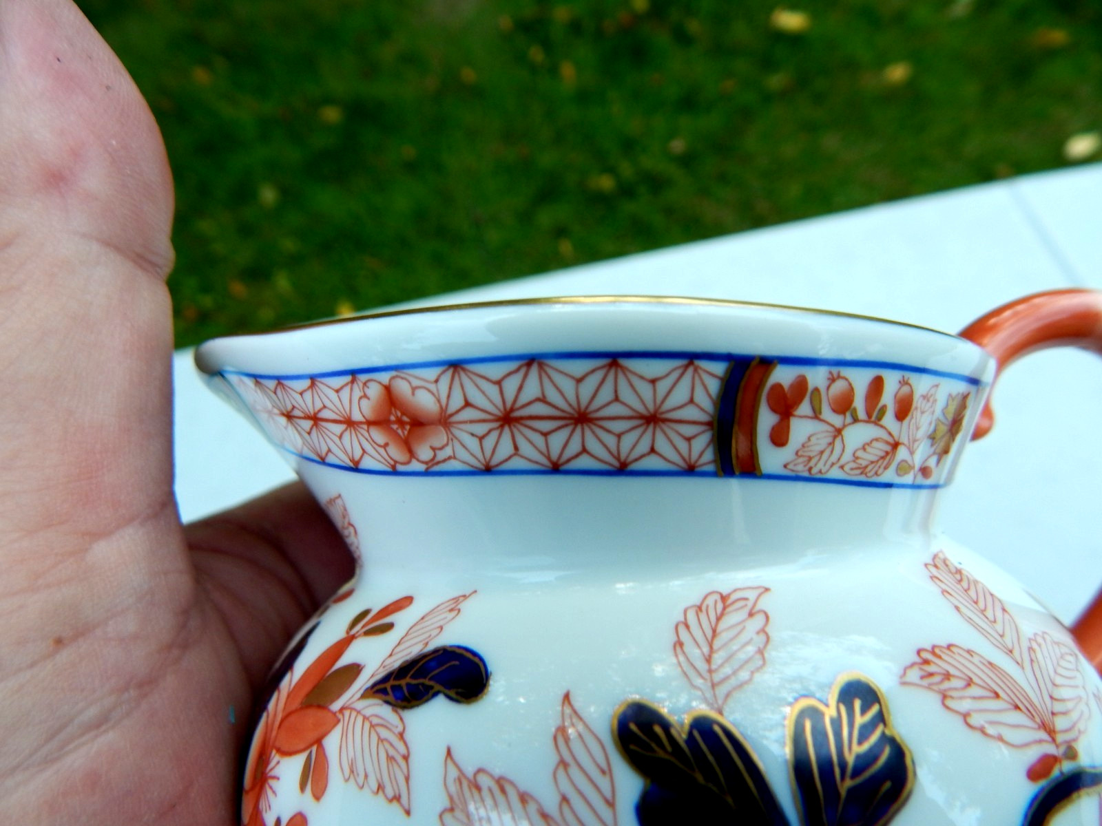 HEREND HUNGARY CANTON PATTERN CREAMER (# 2643) AND LIDDED SUGAR BOWL (# 2663)
