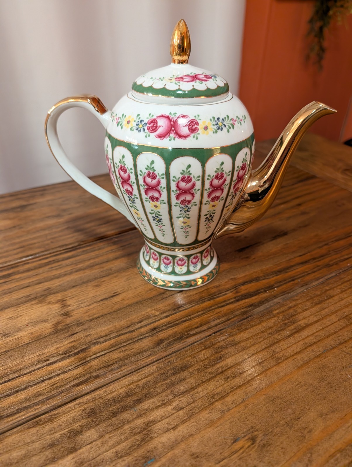 Vintage Sorelle Fine Porcelain Floral 22pc Tea Set