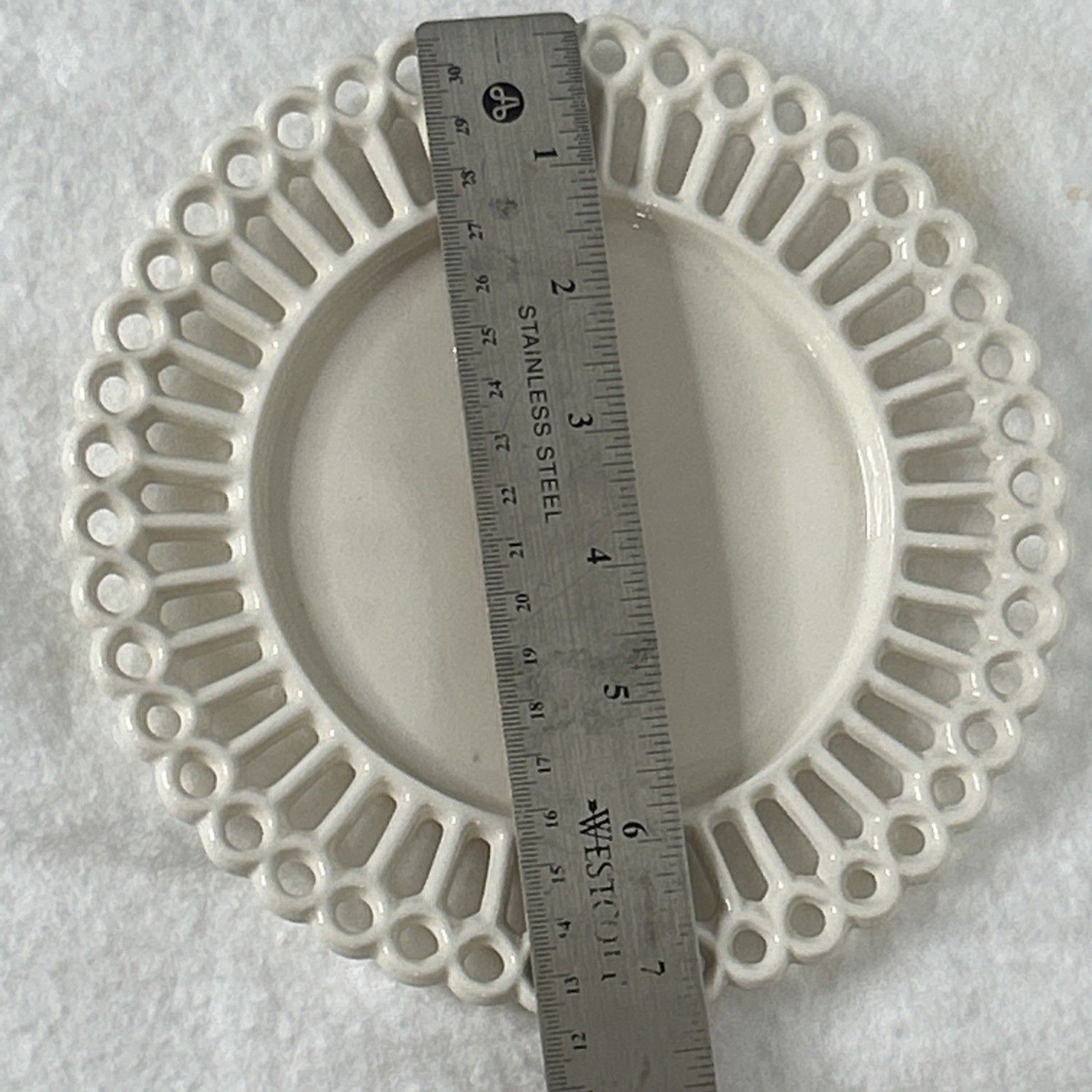 Vintage Milk Glass Ribbon lace edge Dessert Salad Plates Set Of 2 Ivory White
