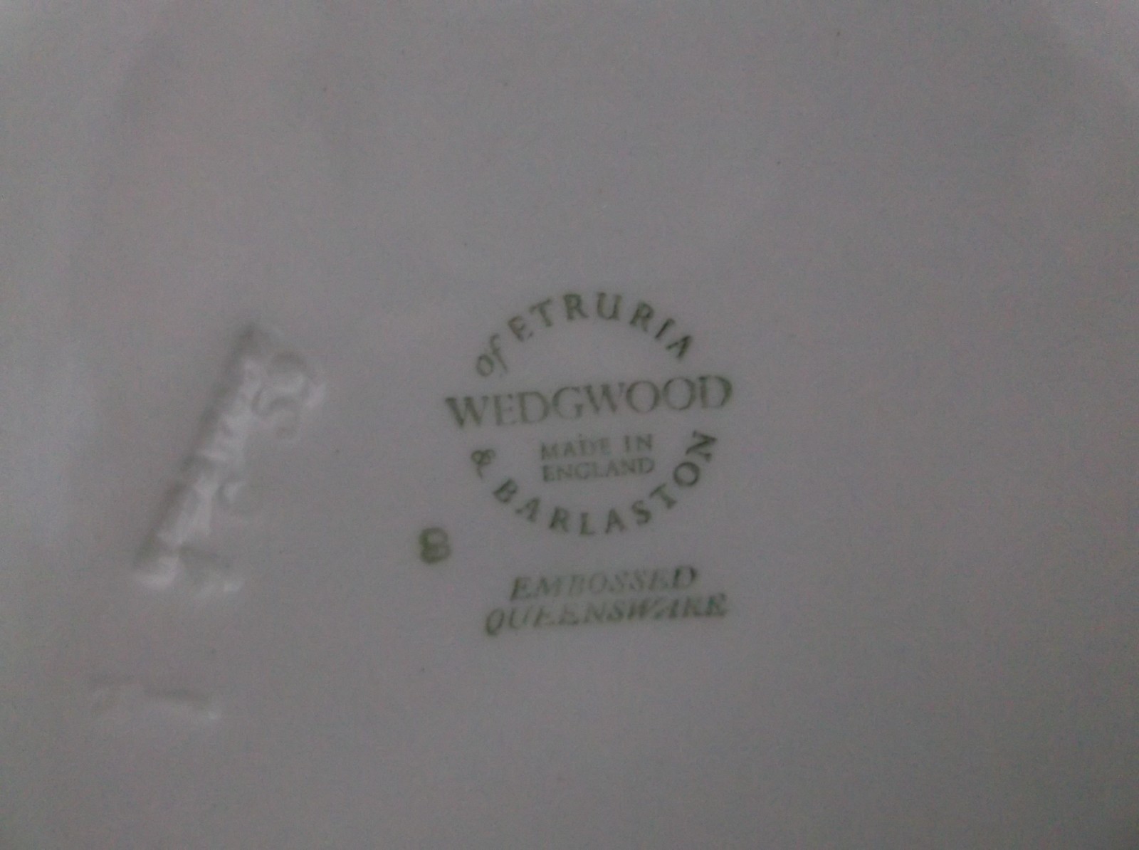 Set of 10 Wedgwood Queensware Celadon(Green) on Cream 6 1/8” Bread Plates
