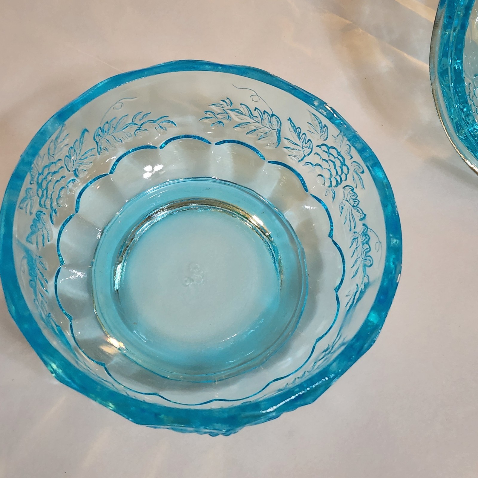 Fenton Blue Aqua Glass Paneled Puff Box Candy Dish Jelly Compote Grape Vines