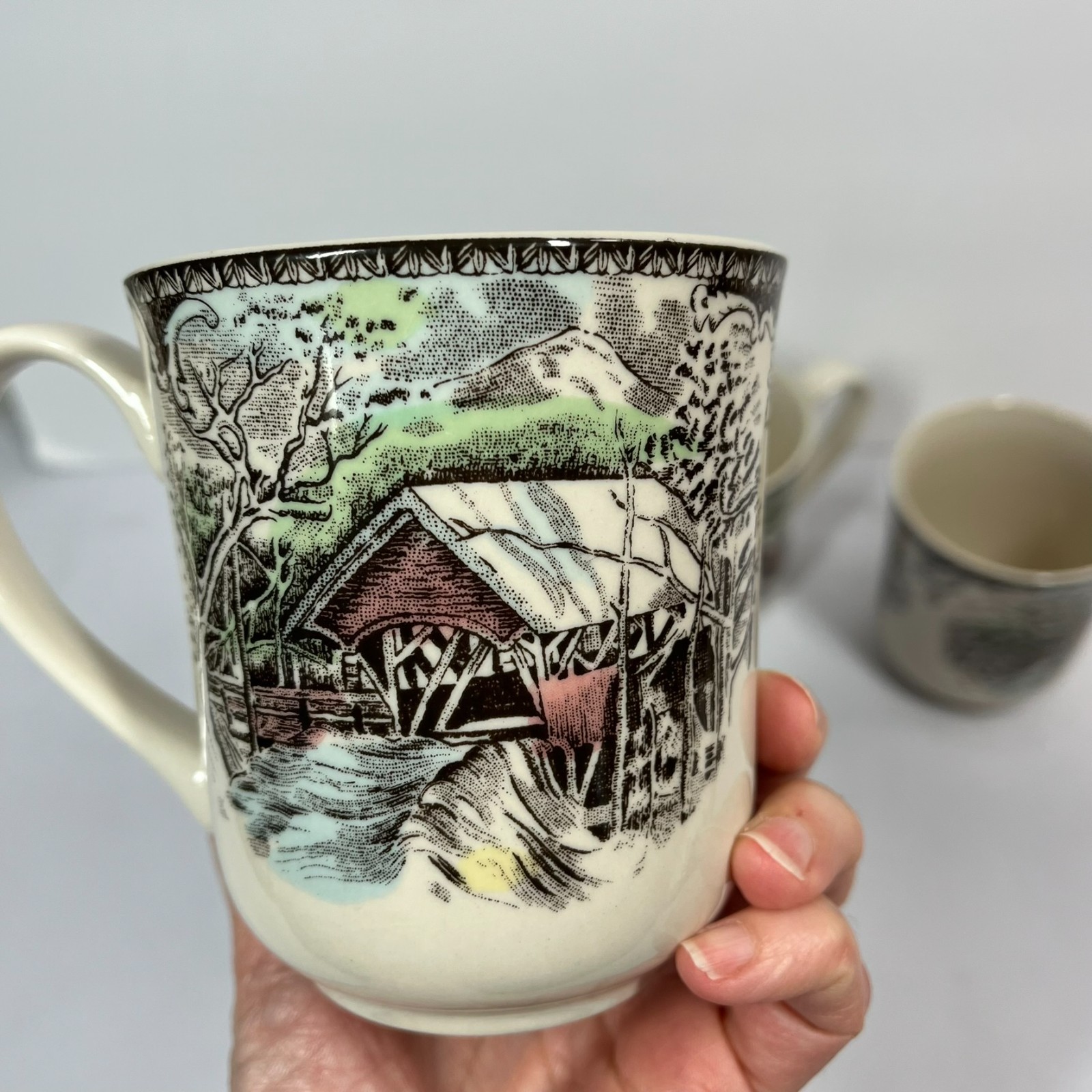 Set of 4 Johnson Brothers Friendly Village Covered Bridge 12 oz. Coffee Mugs