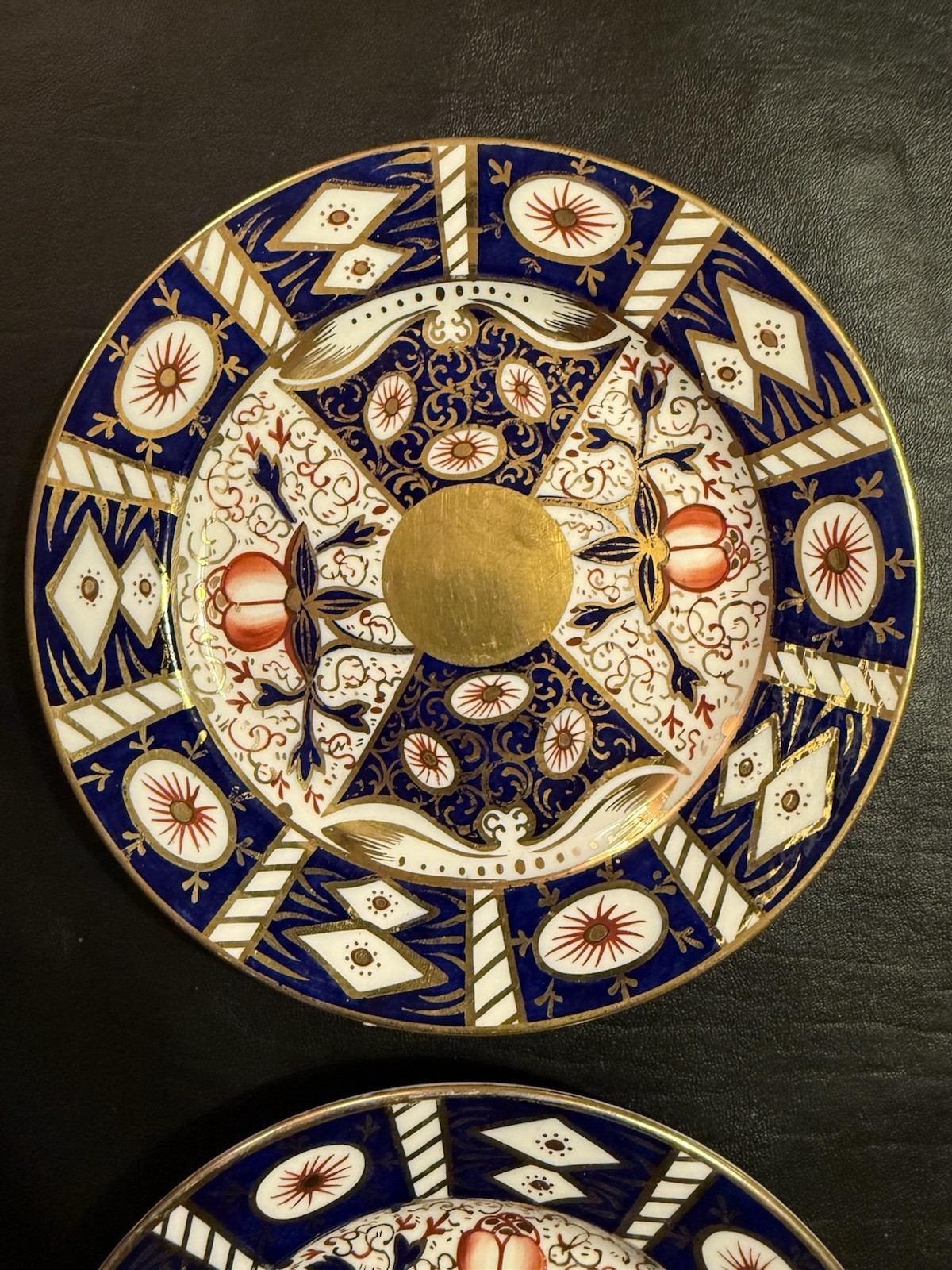 Set of 2 Savoy China Imari Style Plates Pattern 4658 – Blue Gold – 7.25”