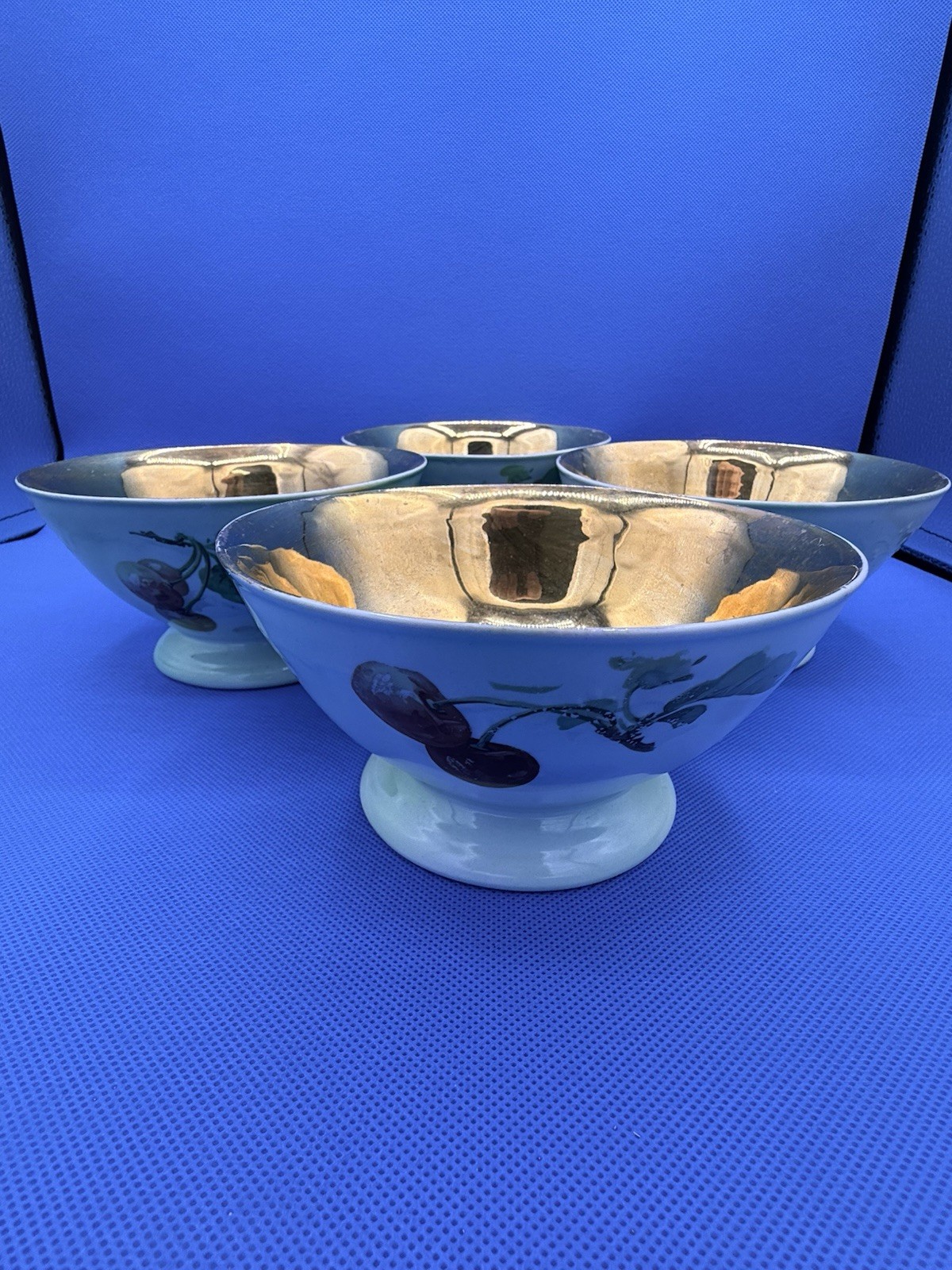 Sèvres Porcelain Fruit Pattern Decorative Bowls Four-Piece Set (113)