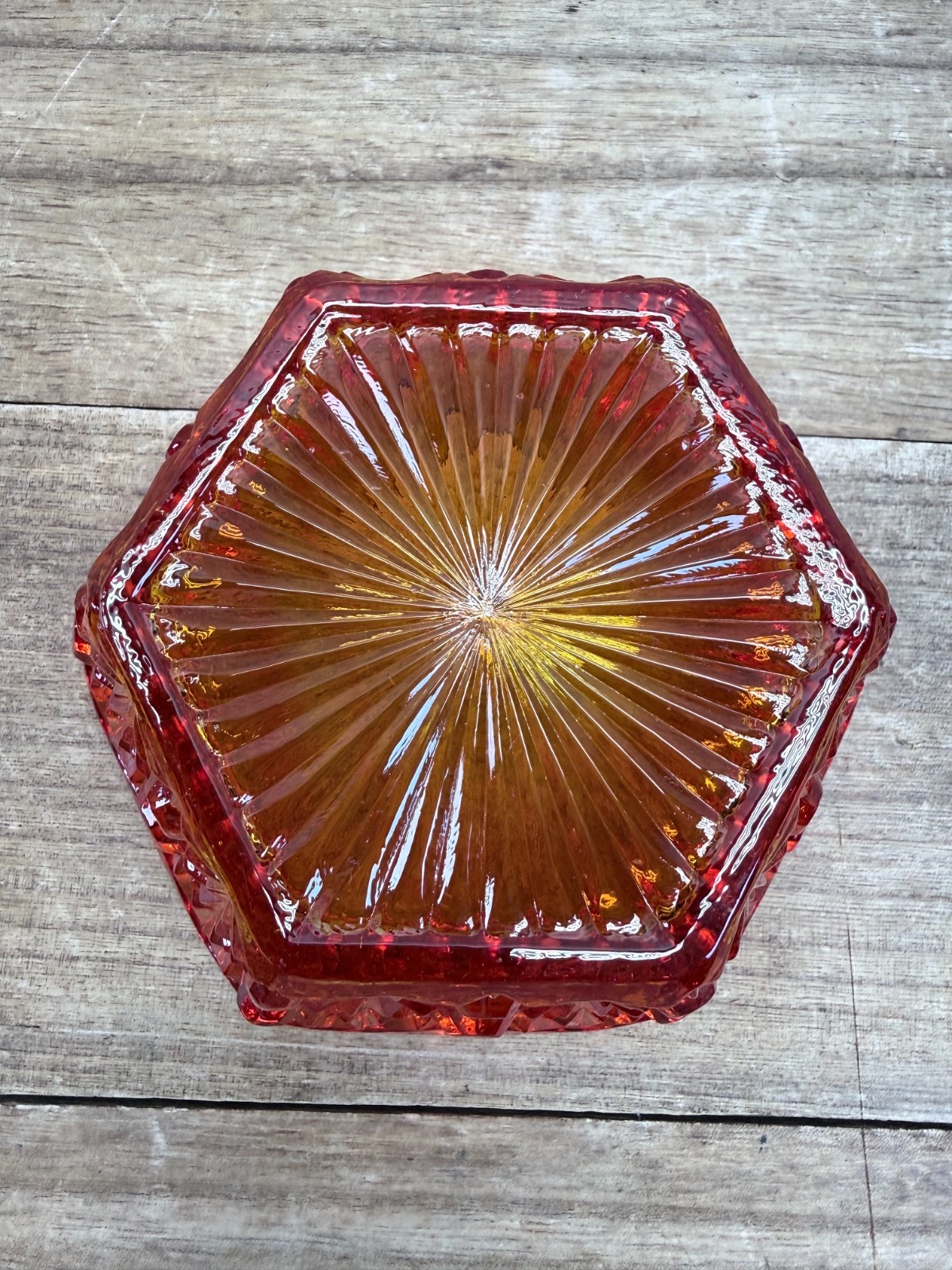 LE Smith Amberina Hexagon Daisy And Buttons Sawtooth Candy Dish 5″