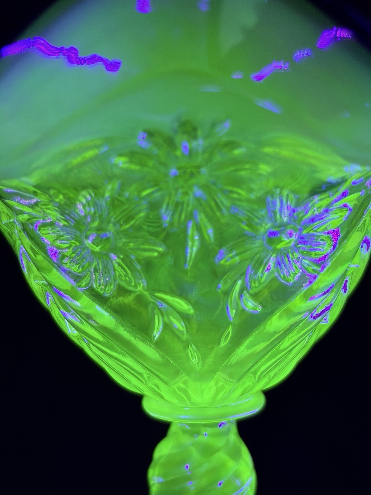 Fenton Topaz Vaseline Uranium Glass Daisy Feather Compote Black Crest Ex Cond