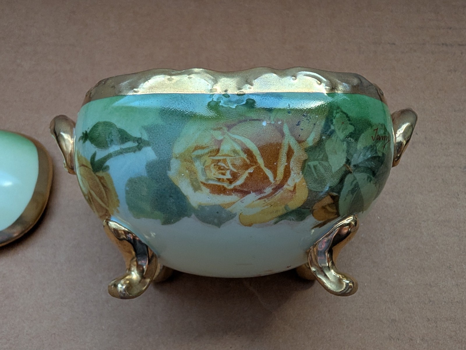 Antique O&EG Royal Austria Covered Bowl Lid Maréchal Niel Yellow Rose 1899-1918