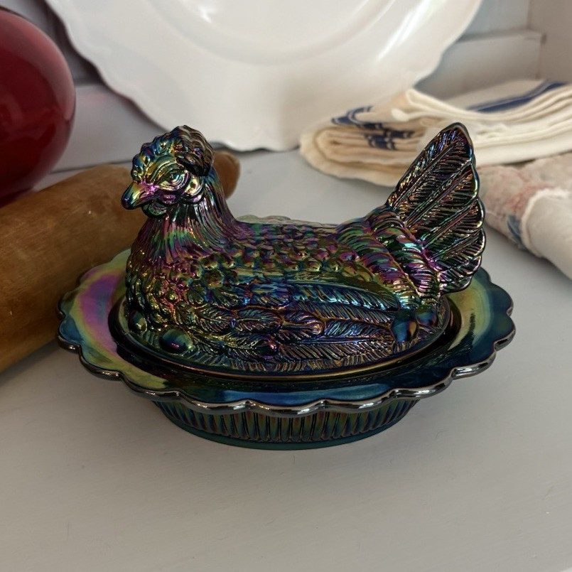 Mosser Black Amethyst Carnival Glass Hen on Nest| Mosser Logo In Between Tail.