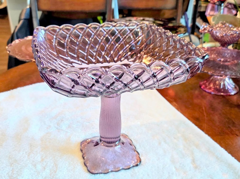 Vintage L.E. Smith Large Trellis Amethyst Purple Glass Compote Pedestal Bowl MCM