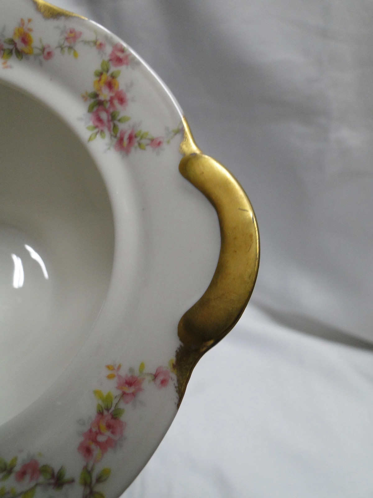 Haviland (New York) Varenne, Pink Flower Swags: Sugar Bowl & Lid, 3 5/8″, As Is