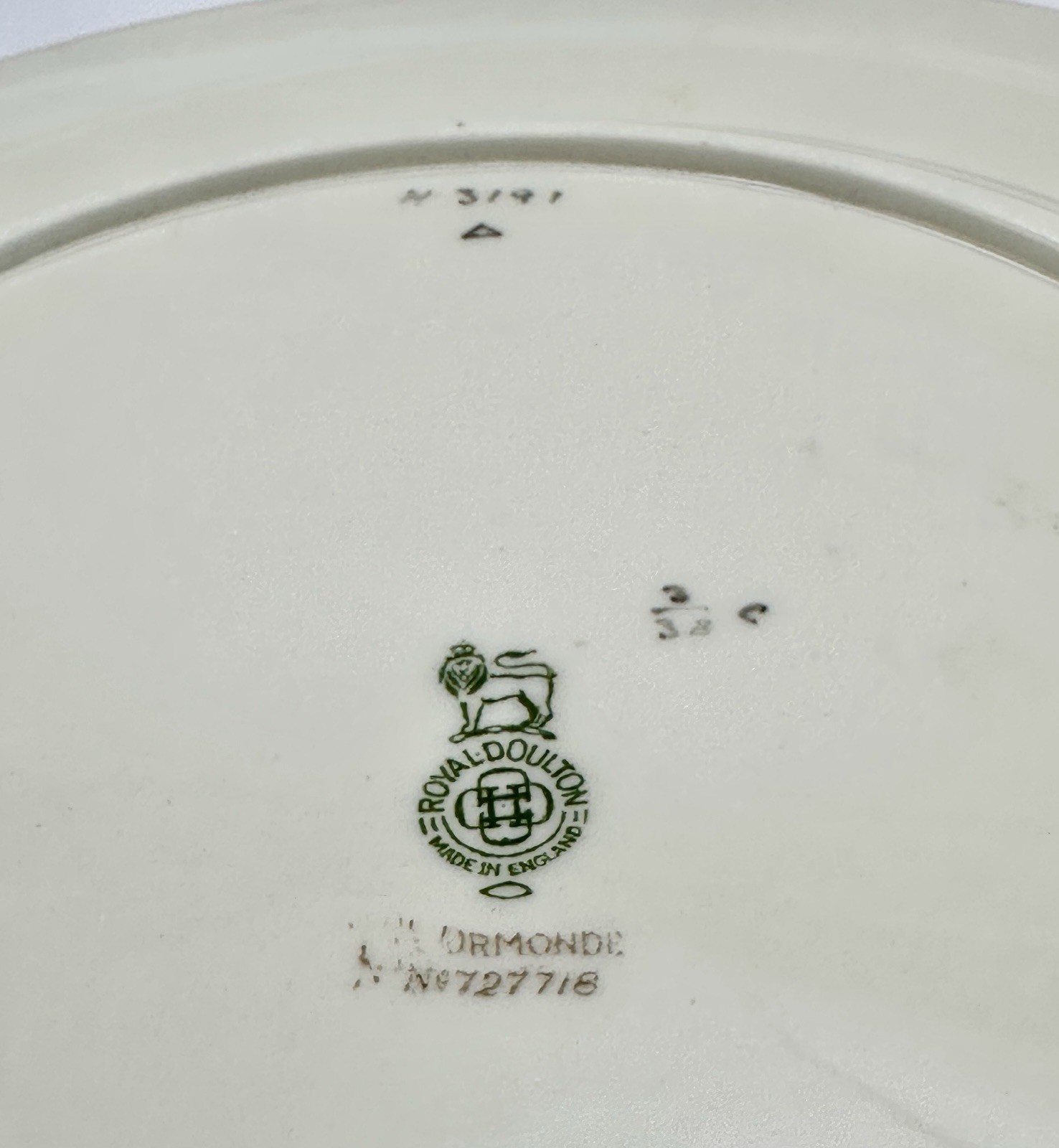 Royal Doulton The Ormonde 727718 Dinner Plate 10.25” Made in England 1928