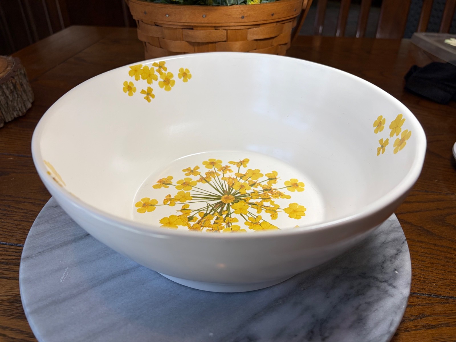 Bee And Willow Milbrook 10″ Round Serving Bowl White w/ Yellow Flowers Stoneware