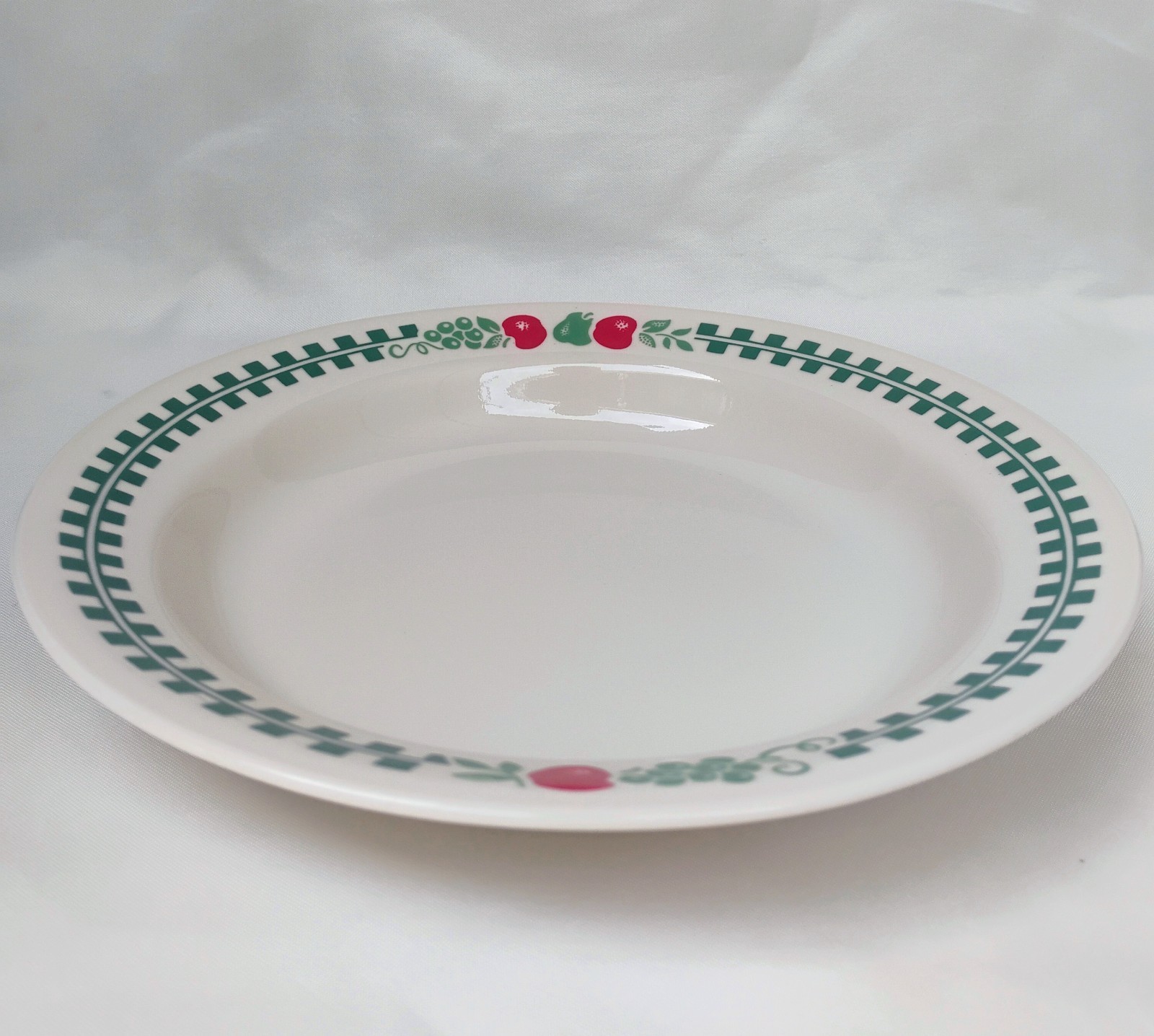 Corelle FARM FRESH Sandstone 15-oz Flat Rim Soup BOWL Green Gingham Jam Apples