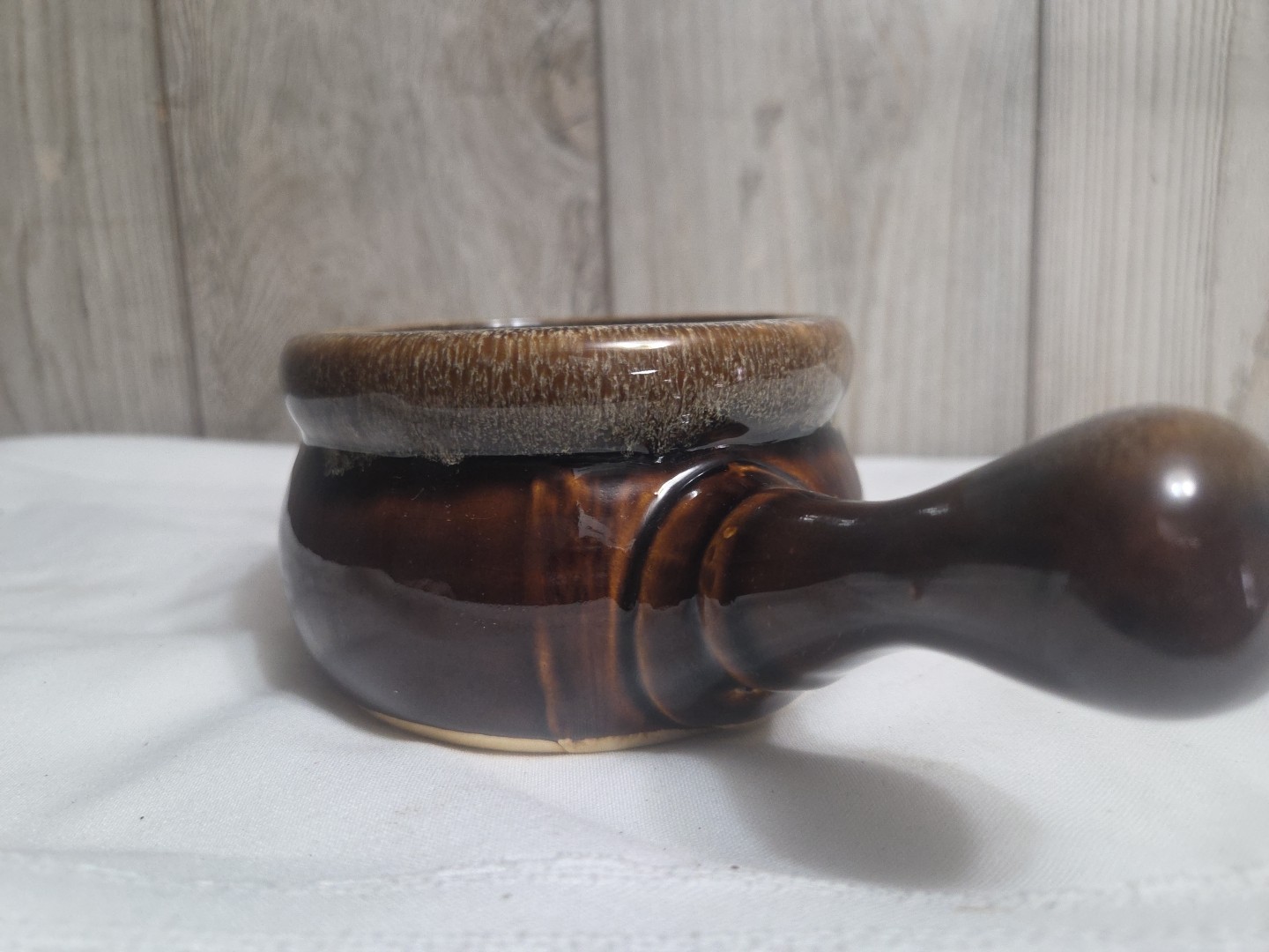 UNMARKED Pottery Brown Drip Glaze Handled SOUP / CHILI BOWL, no lid, just 1, VTG