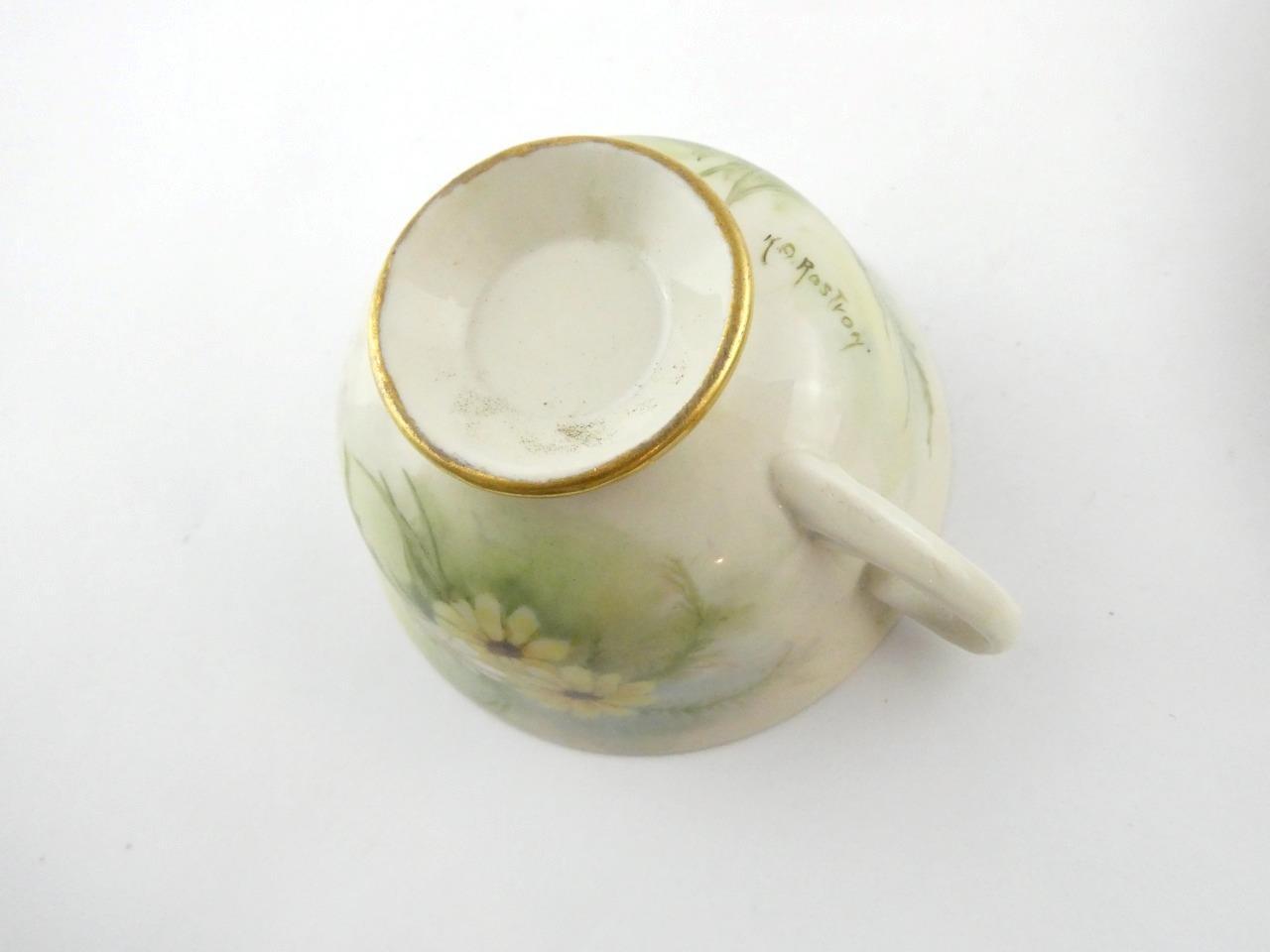 1970s Hand Painted Porcelain 4 Piece Place Setting Daisy Flowers Signed VGOOD