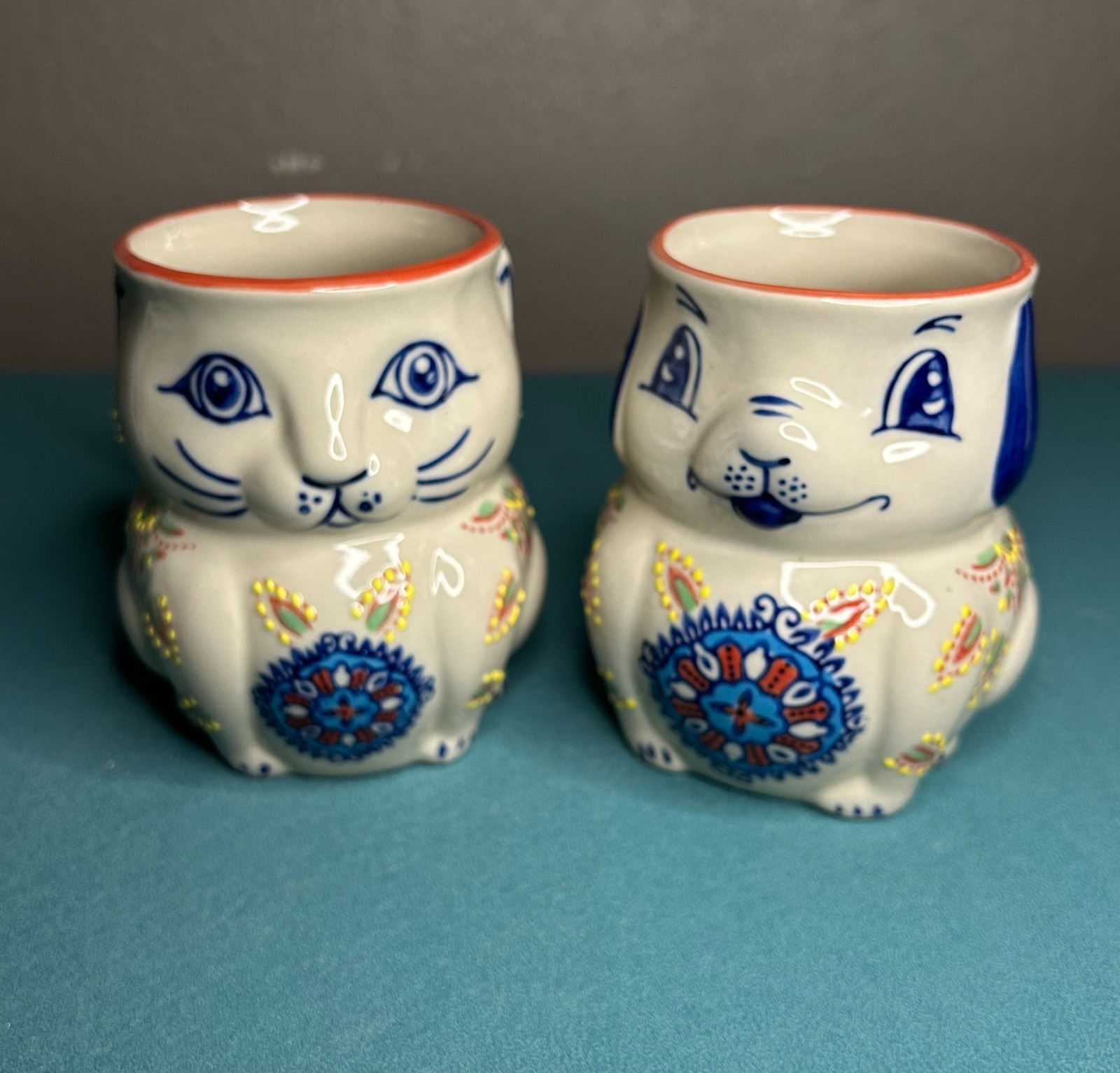 Anthropologie Yokohama Hand Painted Dog Cat Coffee Tea Mugs Cups