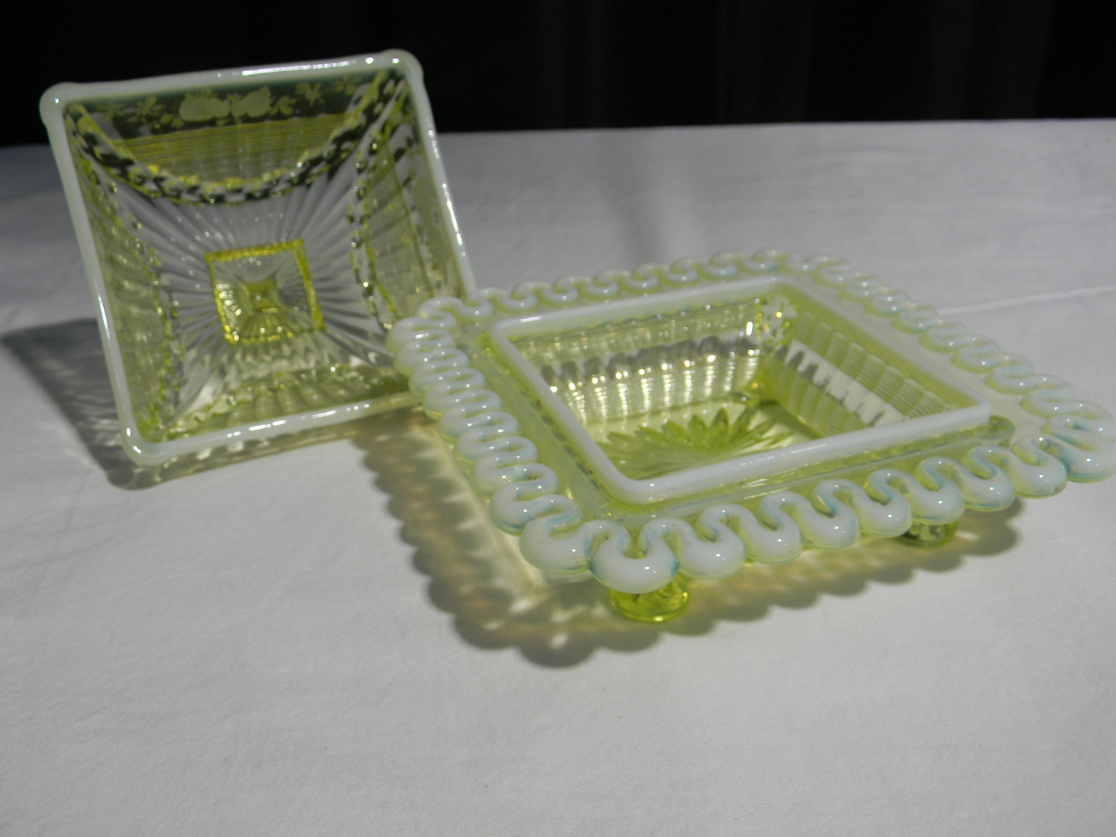 ~URANIUM GLASS NORTHWOOD CANARY VASELINE OPALESCENT ALASKA COMPLETE TABLE SET~