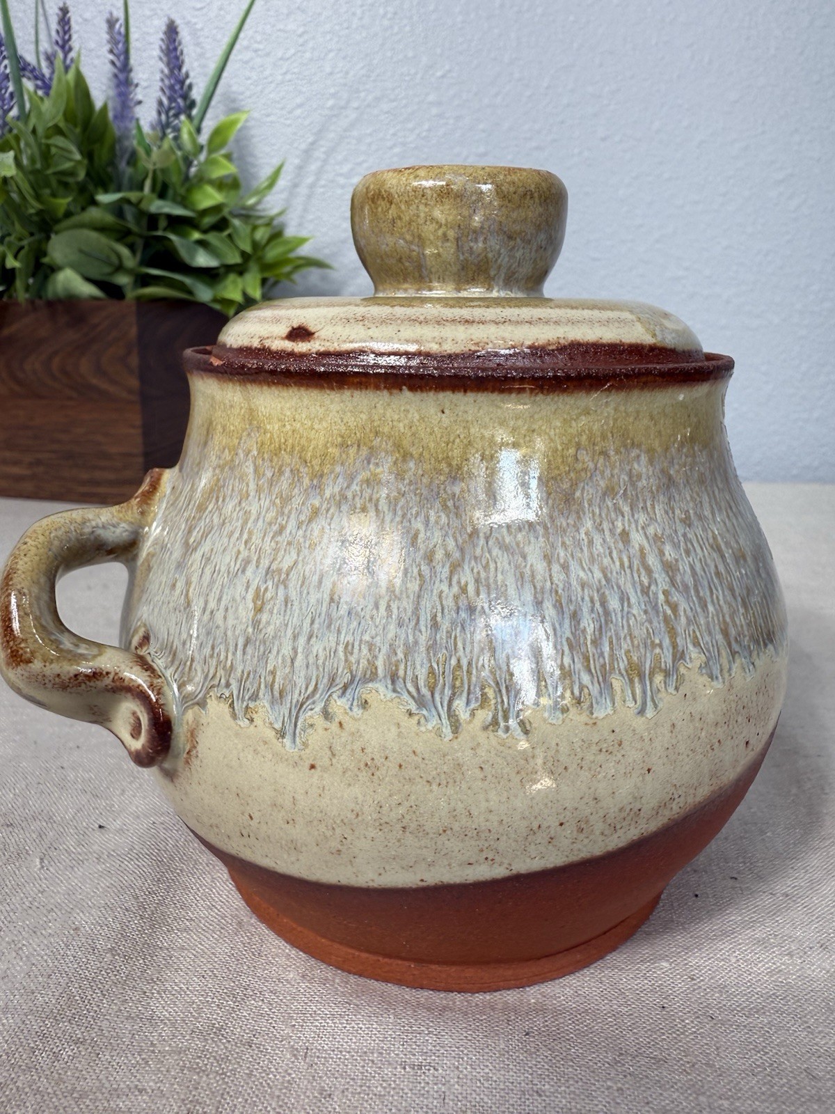 ARTIST SIGNED MULTI COLOR STUDIO POTTERY POT WITH LID