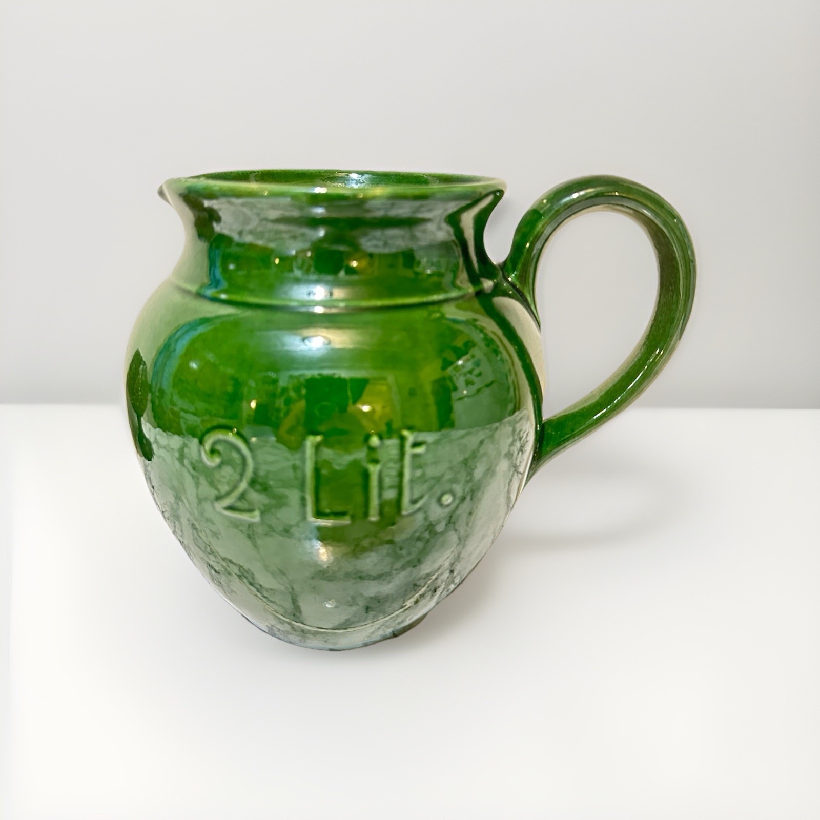 Williams Sonoma Dark Green Embossed 2 Liter Pitcher Ceramic Made In Italy Nice