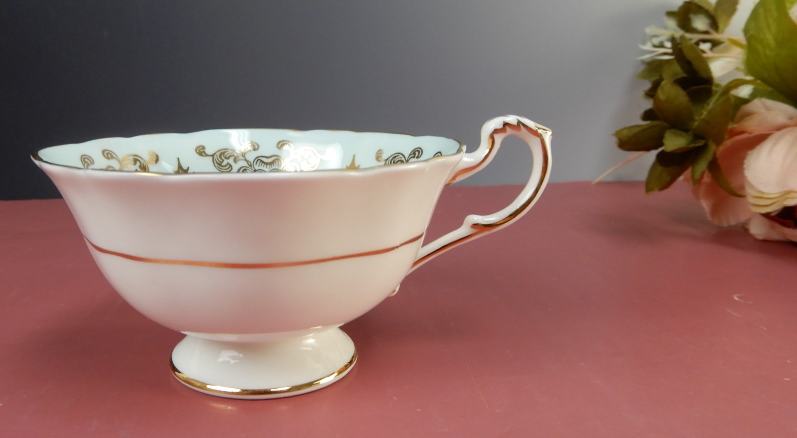 Paragon Orphan Cup Commemorating Queen Elizabeth II’s 1959 visit to Canada