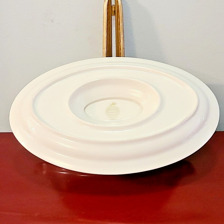 Pickard Seafoam Creamy White 22K Gold Malvern Sauce / Gravy Boat w Under Plate