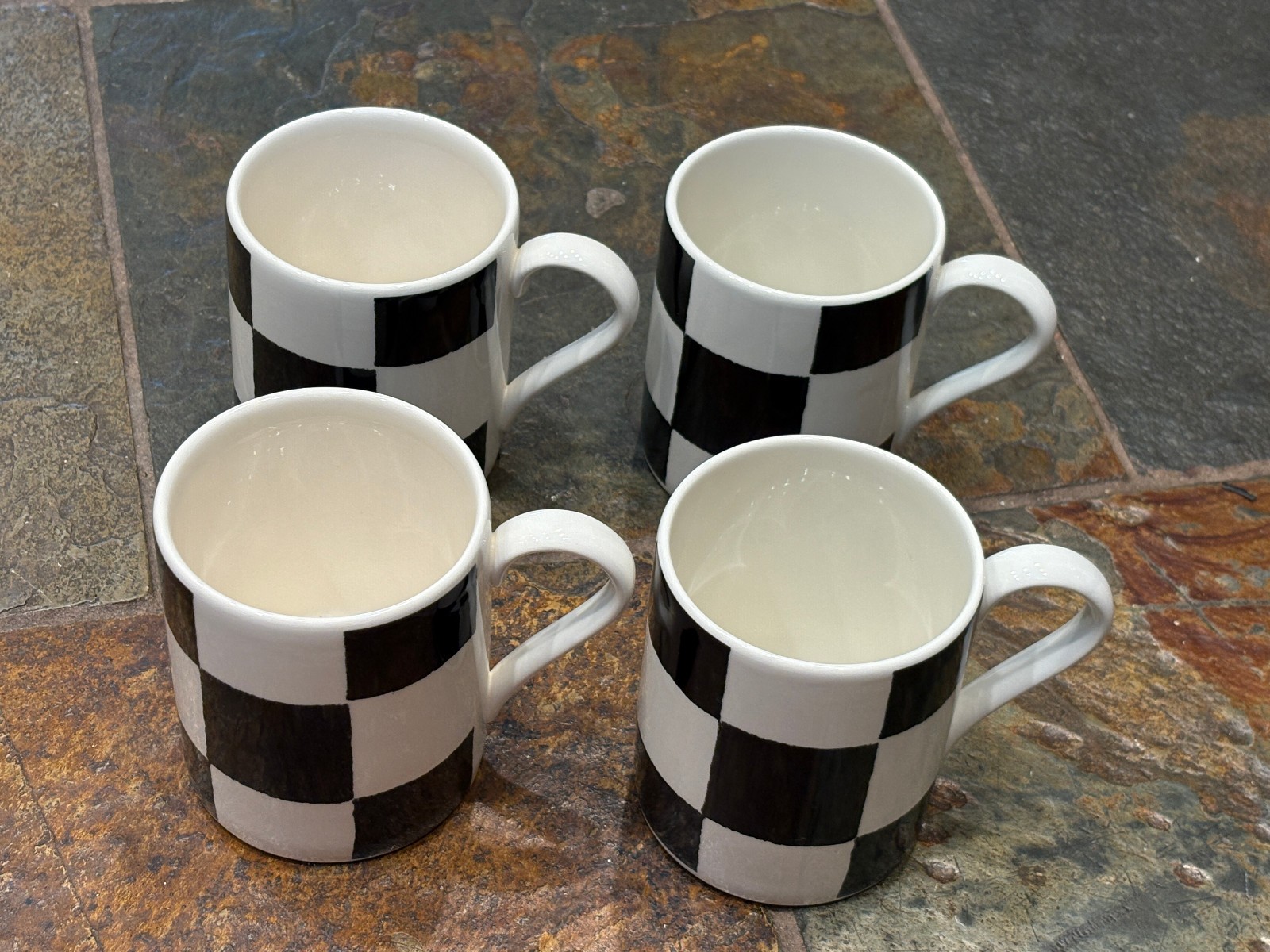 Royal Stafford Chequers Coupe Coffee Cup Mug Set of 4 Black White Checkers
