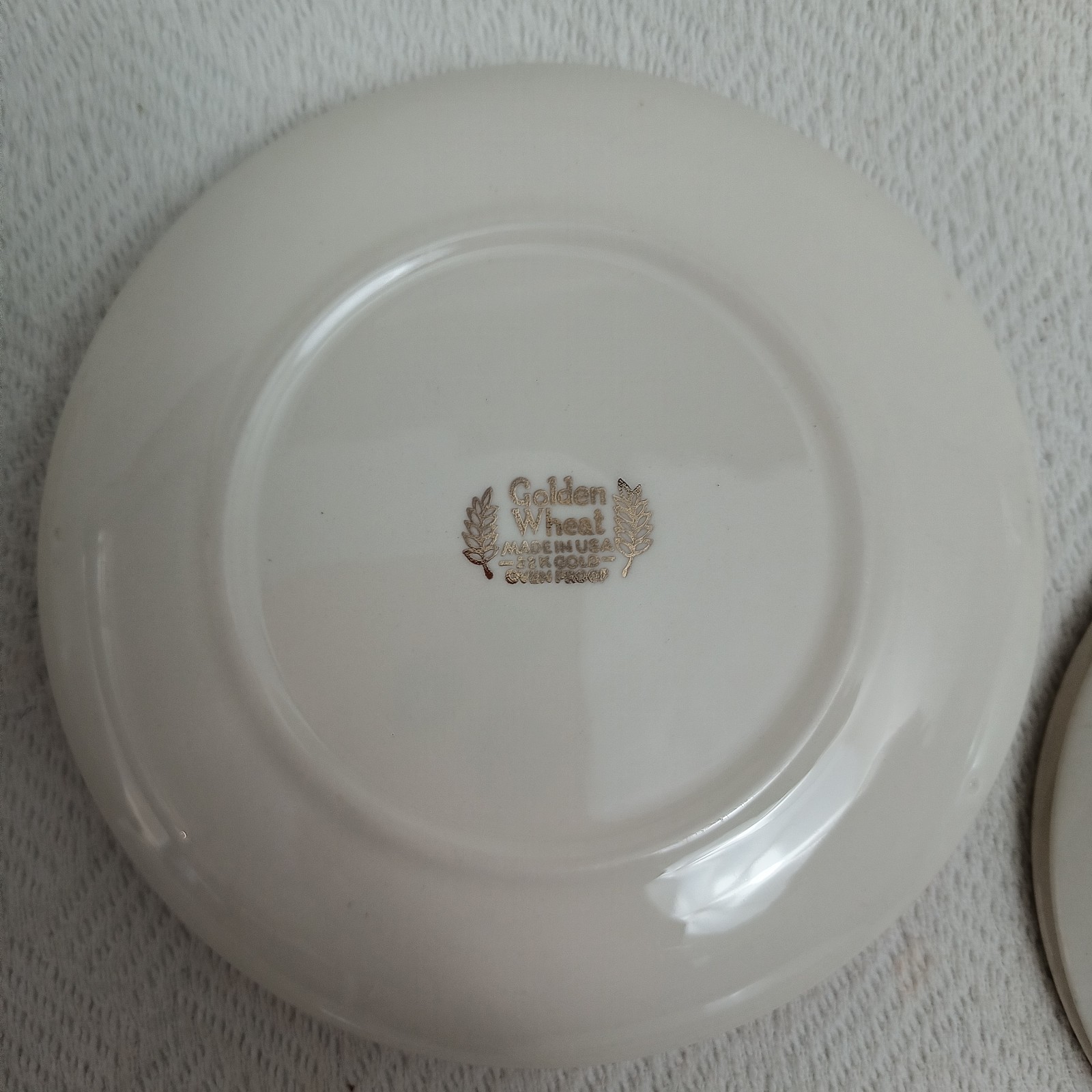 Golden Wheat Dish Set by Homer Laughlin, 16 Pieces