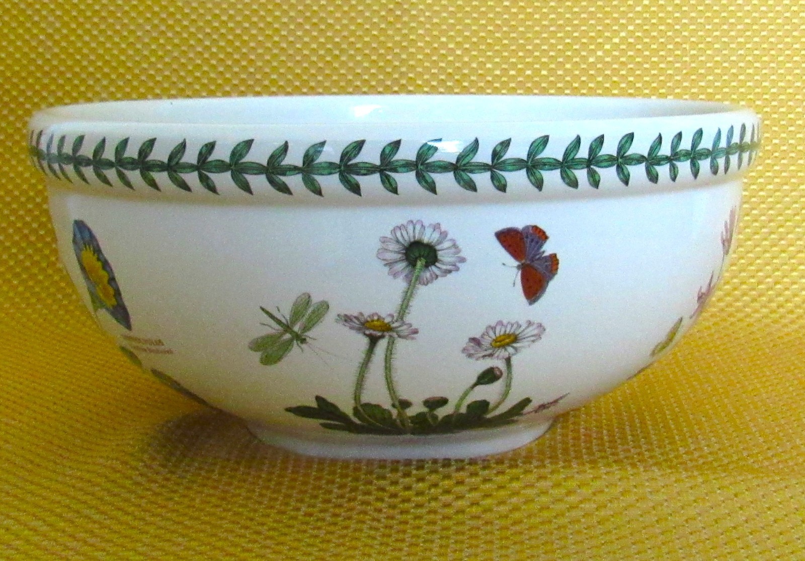 PORTMEIRION BOTANIC GARDEN LARGE SALAD SERVING BOWL 11″ BUTTERFLIES & BEES