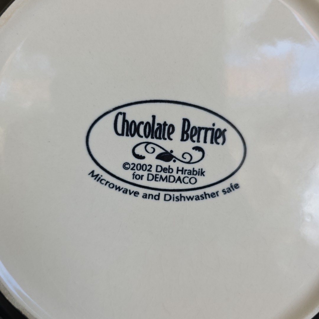 Demdaco 2002 Chocolate Berries 11″ Dinner Plate Deb Hrabik HEAVY WARE