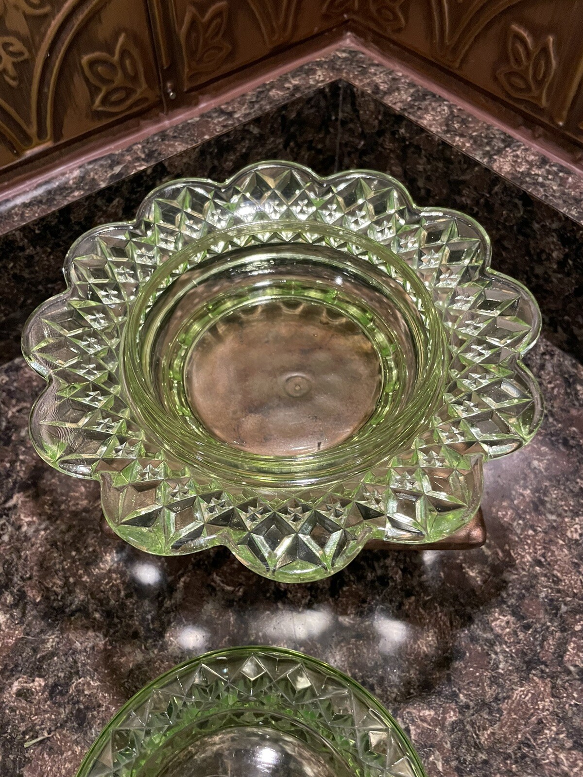 Vintage Riverside Green Vaseline Glass Petticoat Pattern Covered Bowl 30s Tested