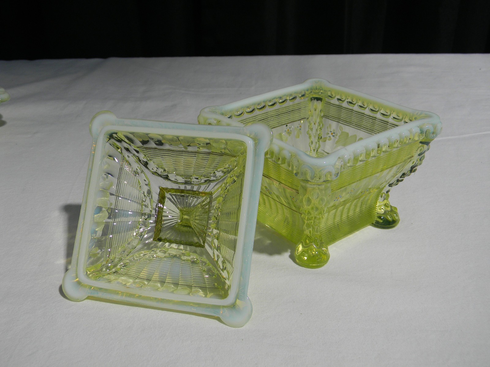 ~URANIUM GLASS NORTHWOOD CANARY VASELINE OPALESCENT ALASKA COMPLETE TABLE SET~
