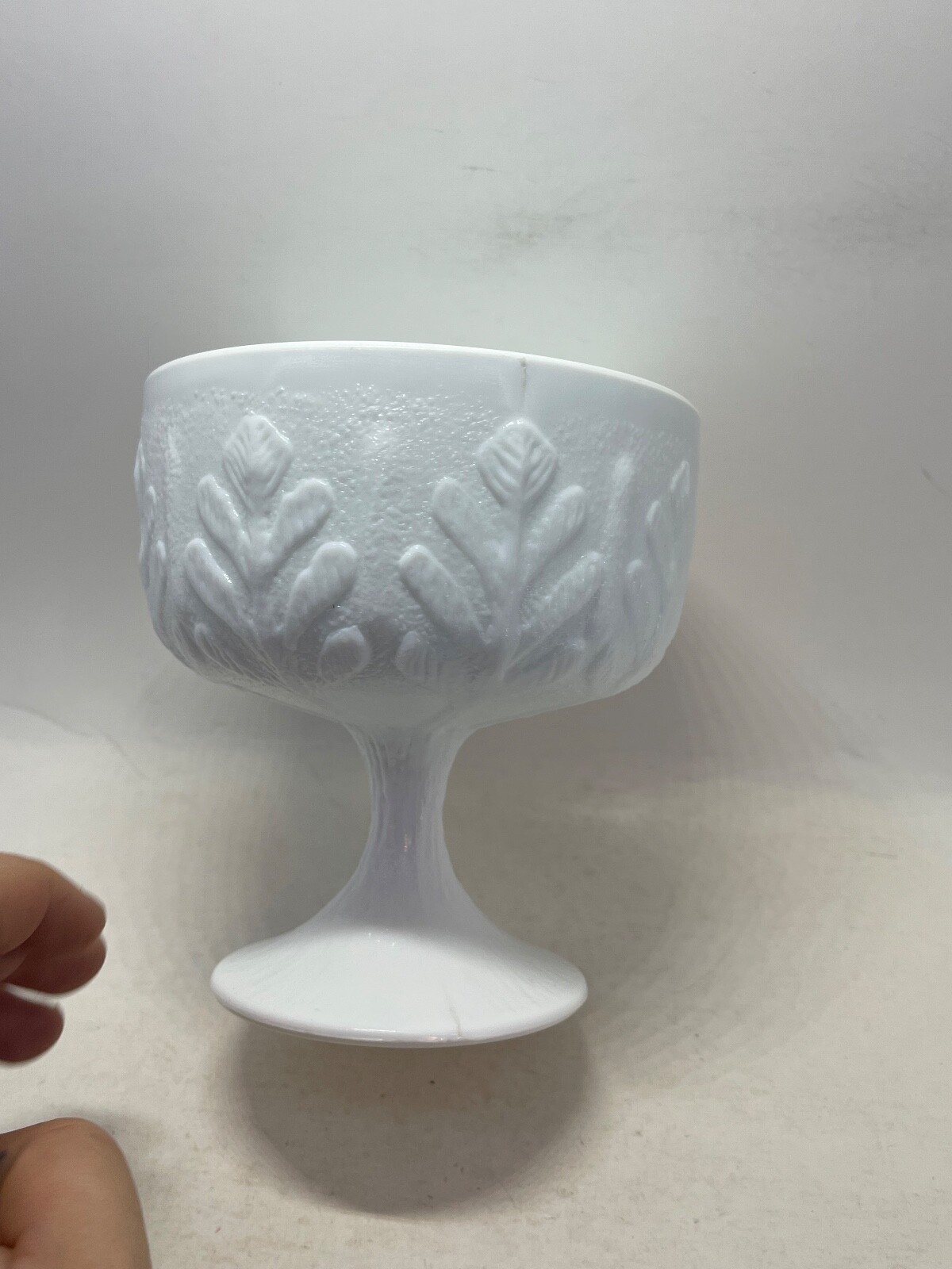 Vintage FTD 1975 White Milk Glass Oak Leaf Footed Compote Bowl Pedestal