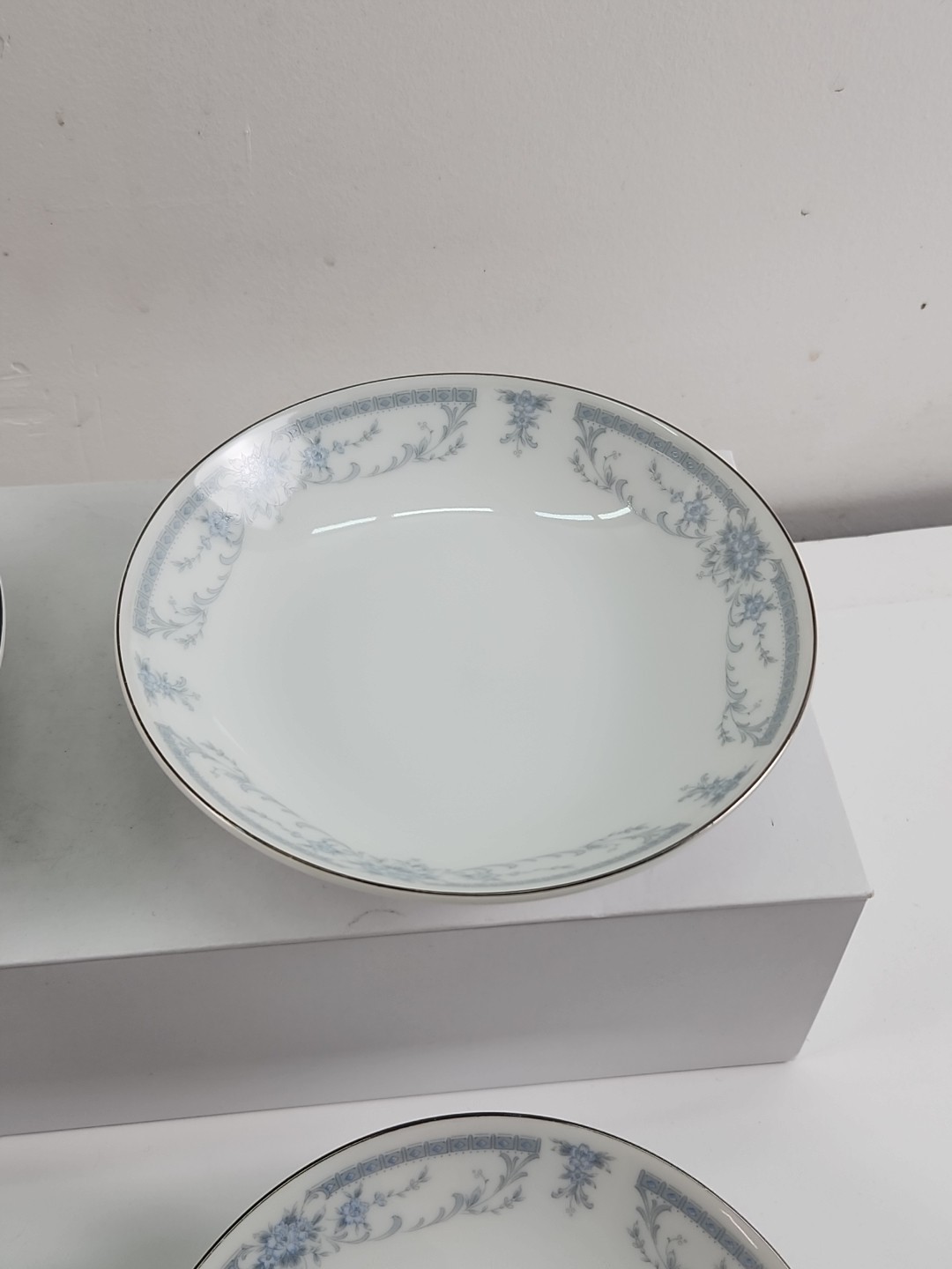 Sheffield Blue Whisper Porcelain Fine China Dessert Bowls Made in Japan Set of 4