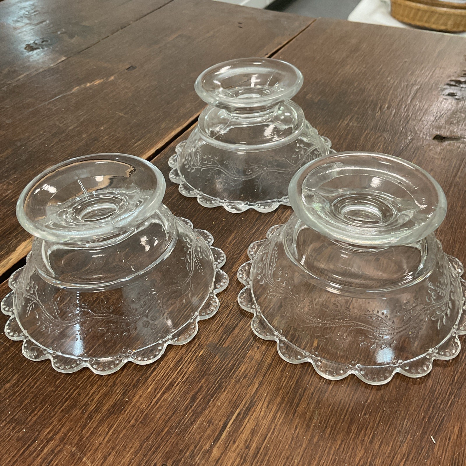1879 CAPITOLA AKA BARLEY Bryce, Higbee Footed Sauce / Berry Bowl set of 3