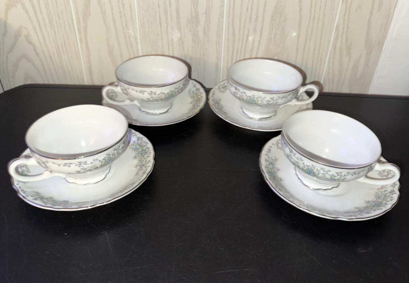 VINTAGE 8 pc NORLEANS THERESA JAPAN 4 CUPS 4 SAUCERS FINE CHINA PLATINUM 1964-