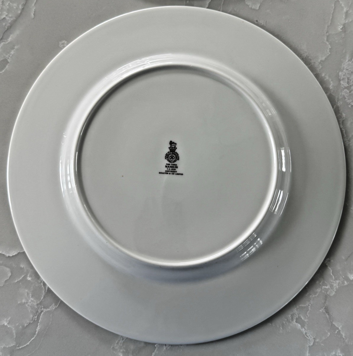 NANKIN TC1091 by Royal Doulton Soup Bowl, Salad & Dinner Plates made England