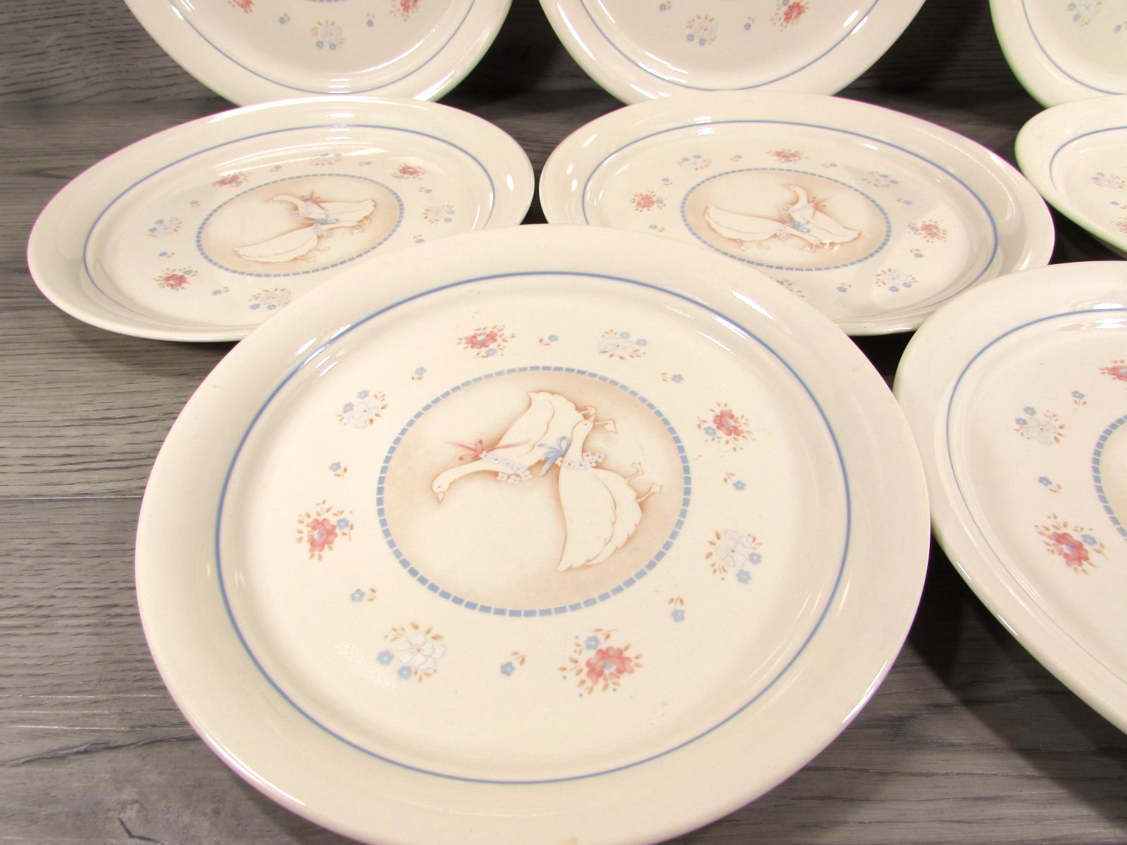 Vintage Corning Country Promenade Goose Duck 10.25″ Dinner Plates Set of 8
