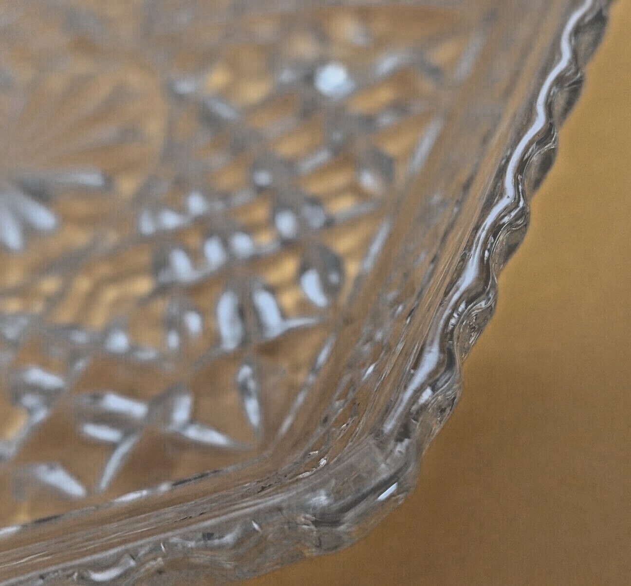Anchor Hocking 3 Footed Hexagonal Glass Starburst Pattern Serving/Trinket Dish