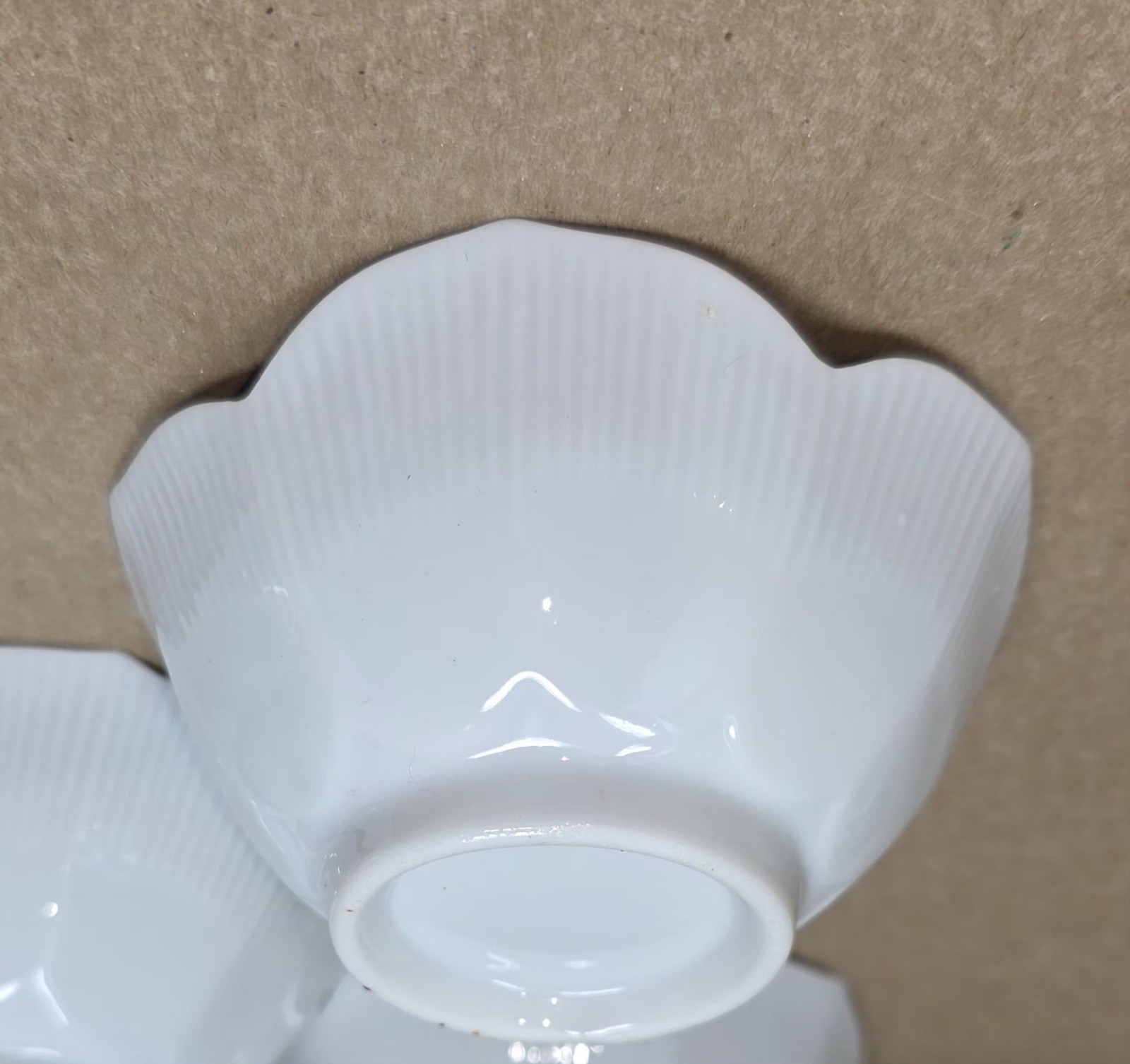 Price Imports “Lotus” White Ribbed Porcelain Flower Condiment Mini Bowls Set 5