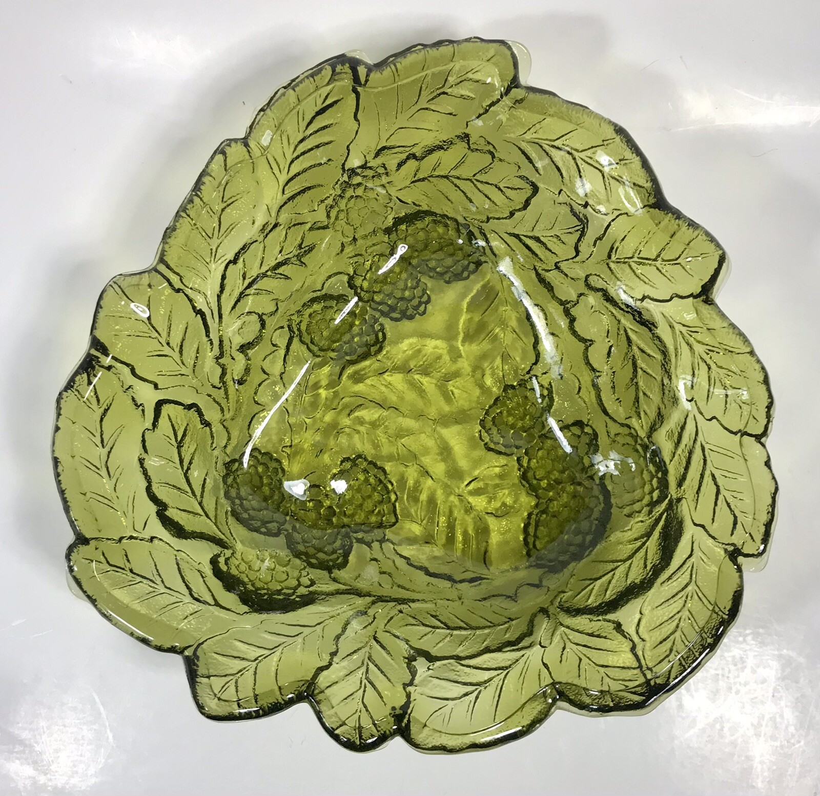 Indiana Glass Bowl Loganberry Green Candy Bon Bon Berries Leaves Dish 7” Vtg S7