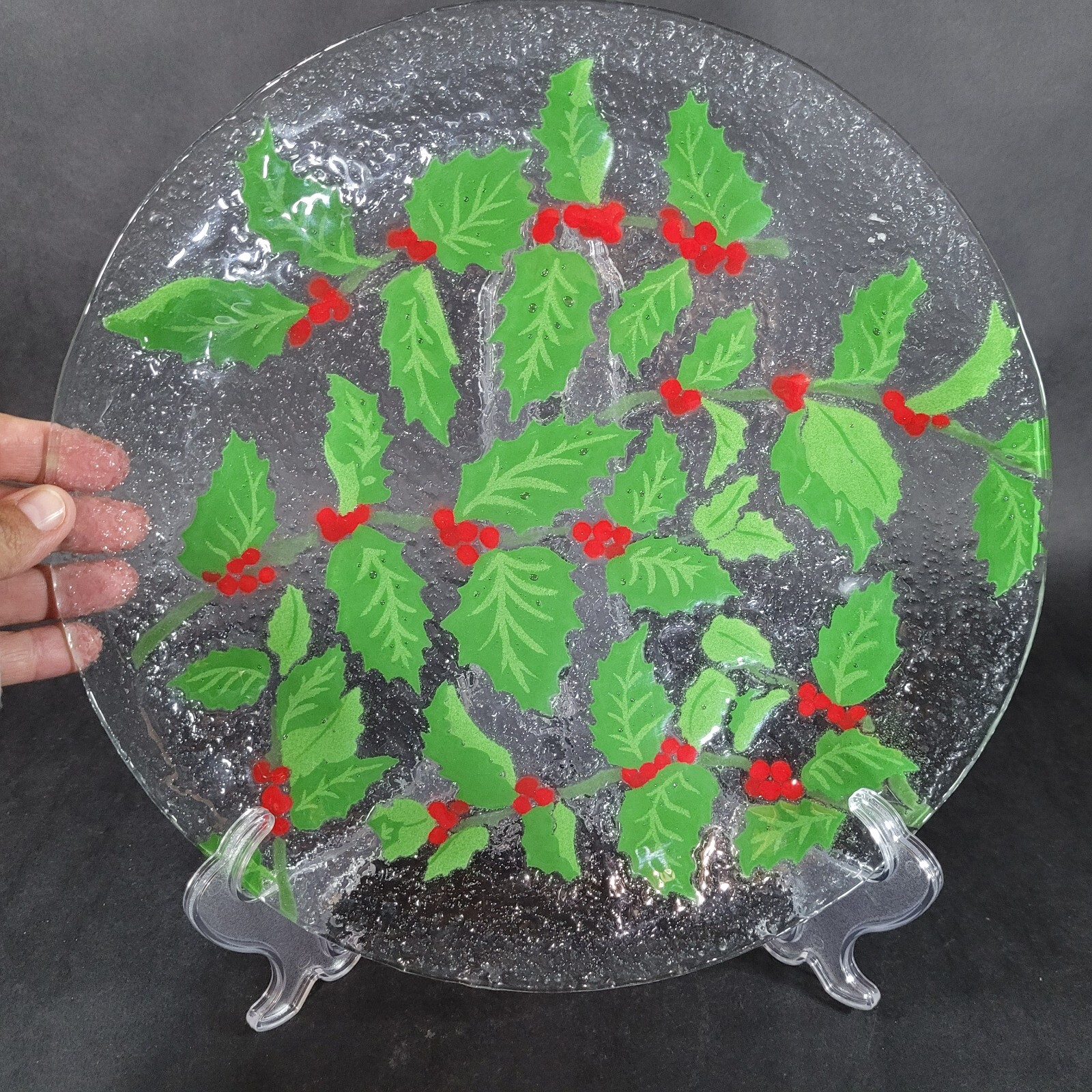A. Cross Fused Art Glass Christmas Holly and Berries Plate Signed 11.5″