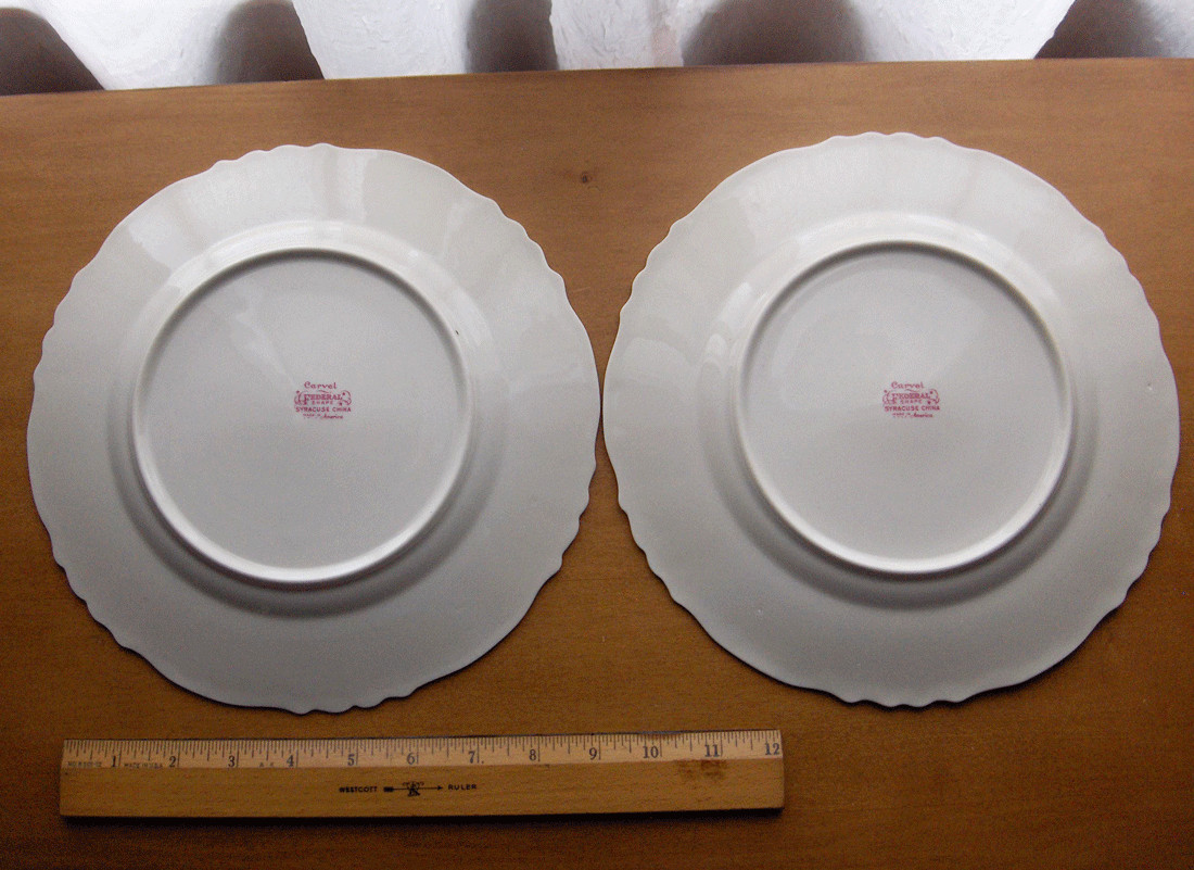 Syracuse Carvel 2 dinner plates~Federal shape~1960’s~made in USA-No Reserve!