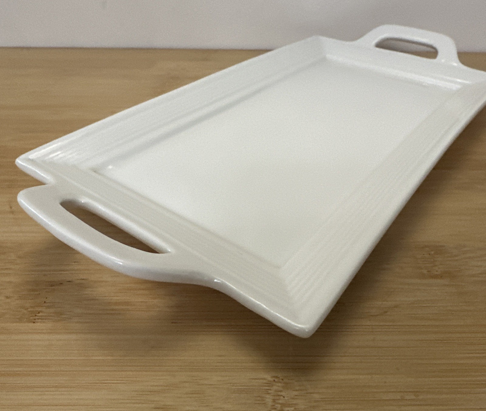Il Mulino New York Classic All White Porcelain Handled Platter 13”