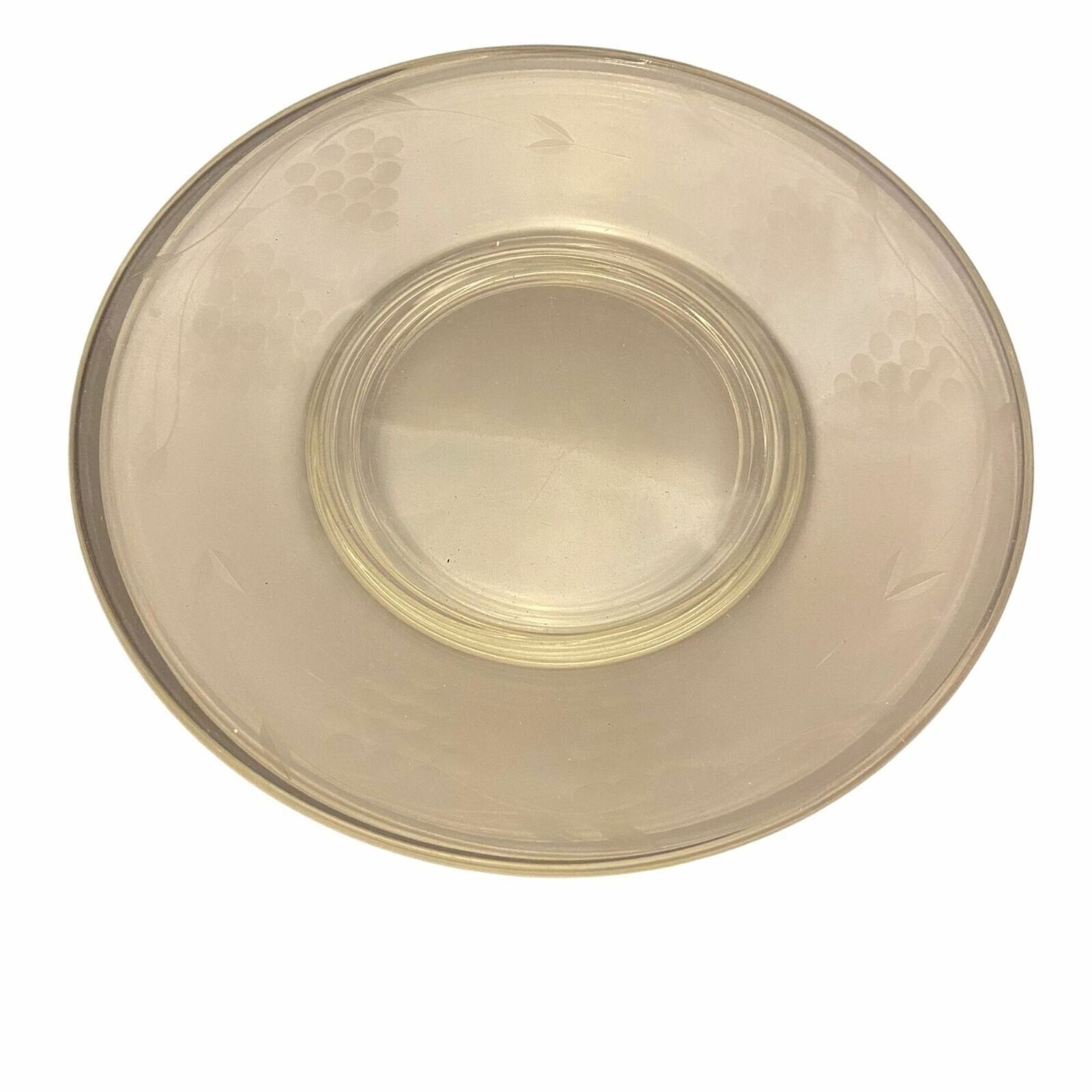 #4117 Etched clear glass Vtg salad plates grapevine pattern
