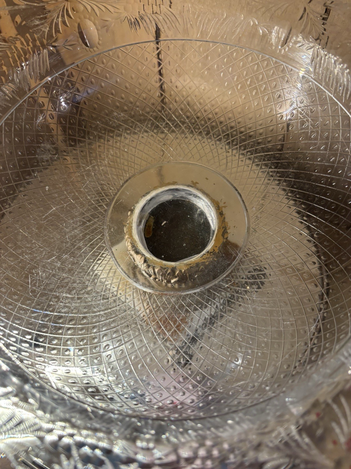 PAIRPOINT “GUILFORD” CRYSTAL WHEEL-CUT & ENGRAVED COMPOTE / CENTERPIECE