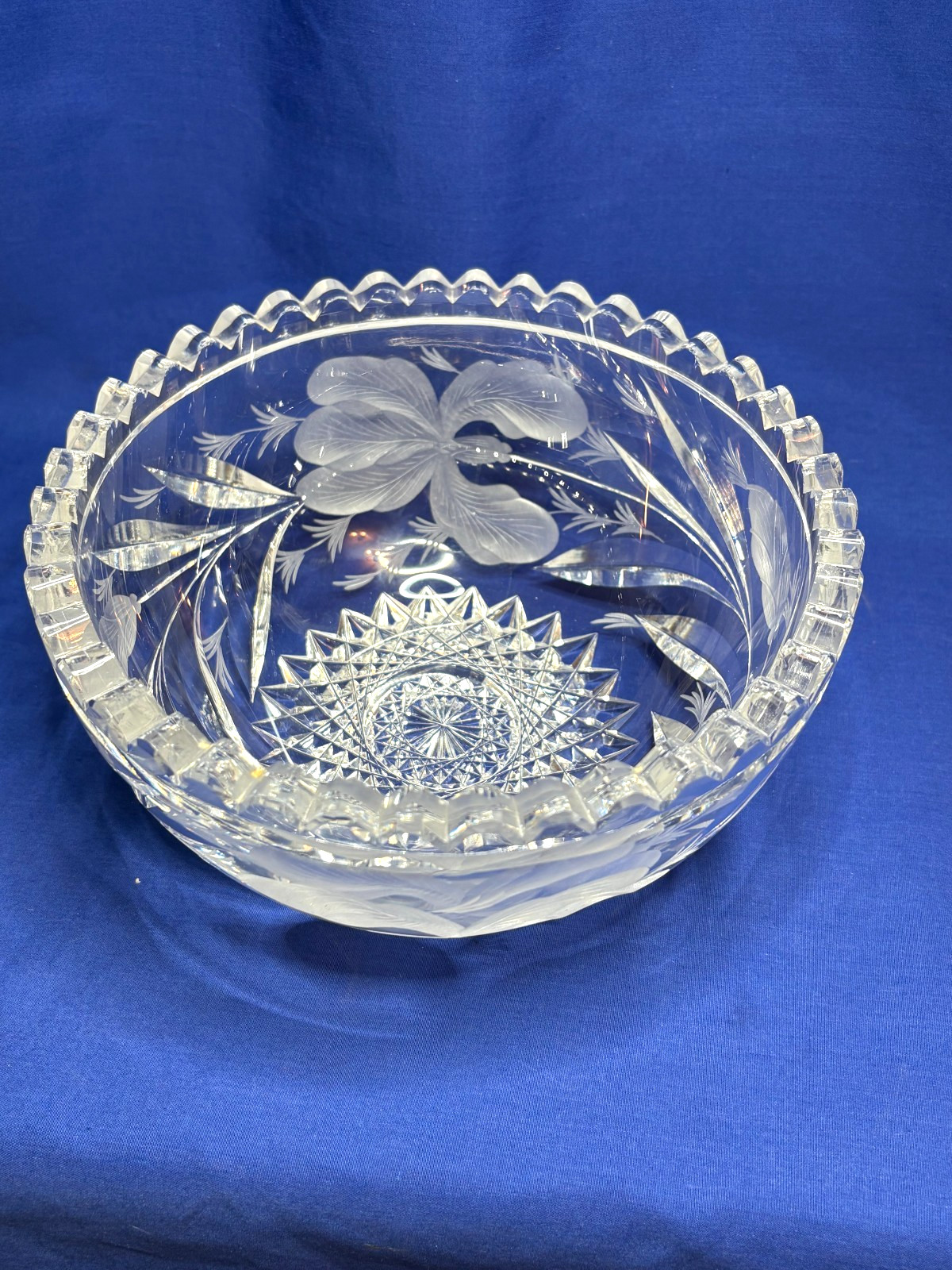 Signed Hawkes American Brilliant cut glass Gravic cut Iris pattern bowl