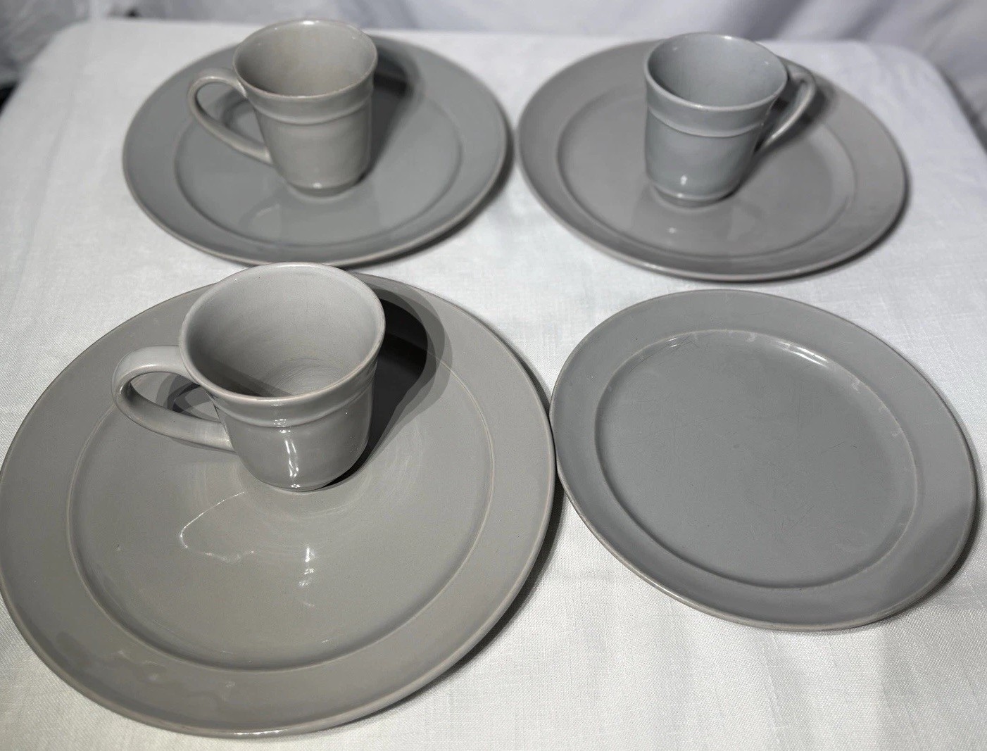 Pottery Barn Cambria Gray Stoneware Set 3 Dinner Plates Lunch/salad Plate + Mugs